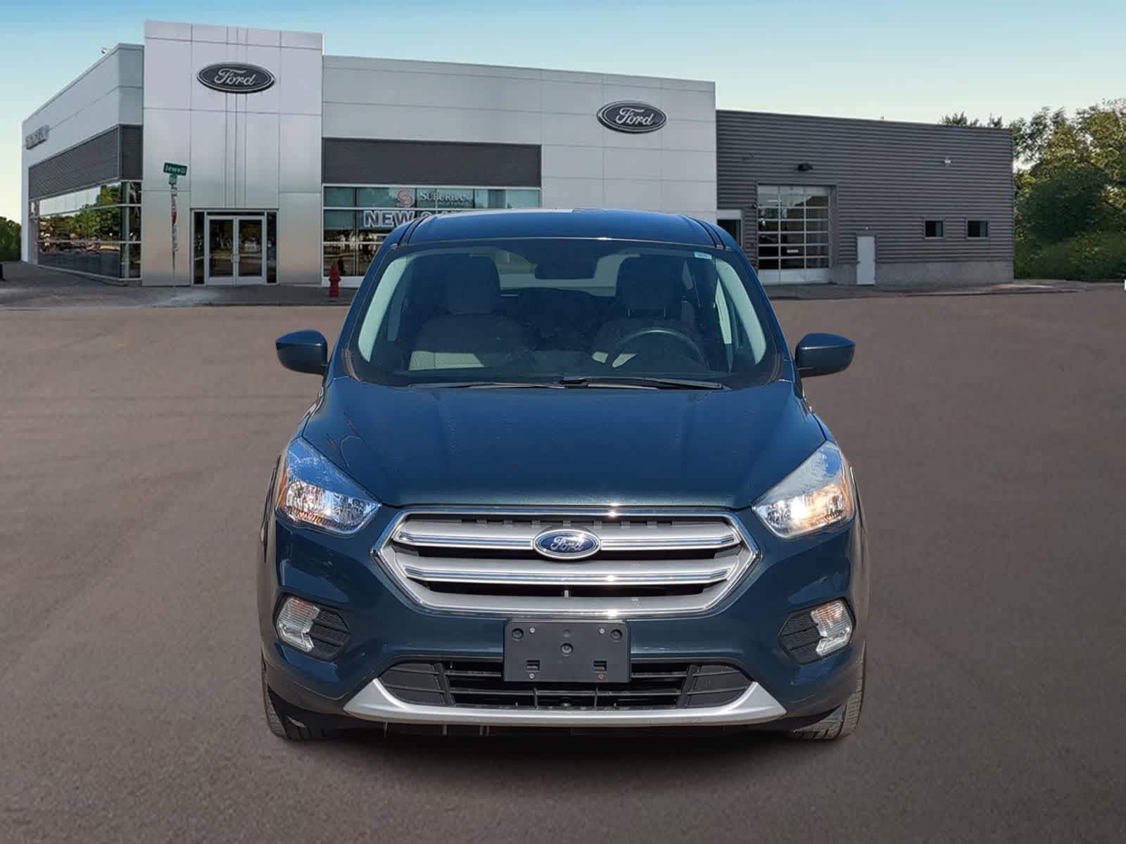 Thumbnail: 2019 Ford Escape - 3