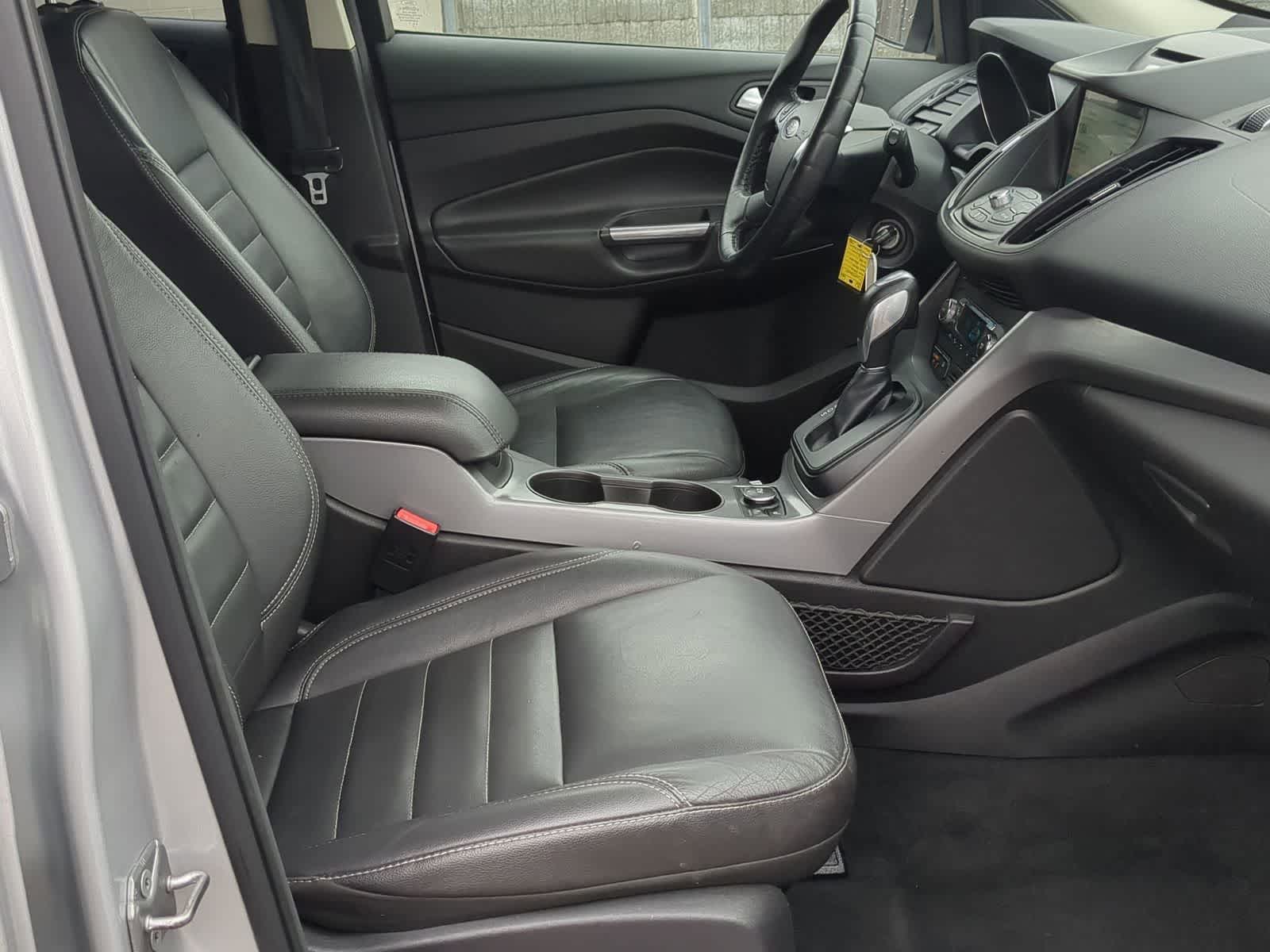 Thumbnail: 2016 Ford Escape - 26