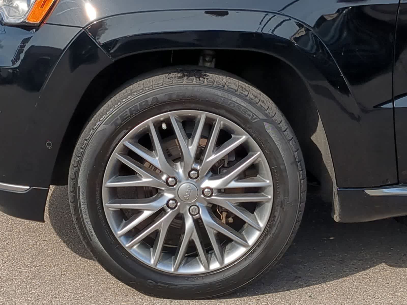 2018 Jeep Grand Cherokee Summit 19
