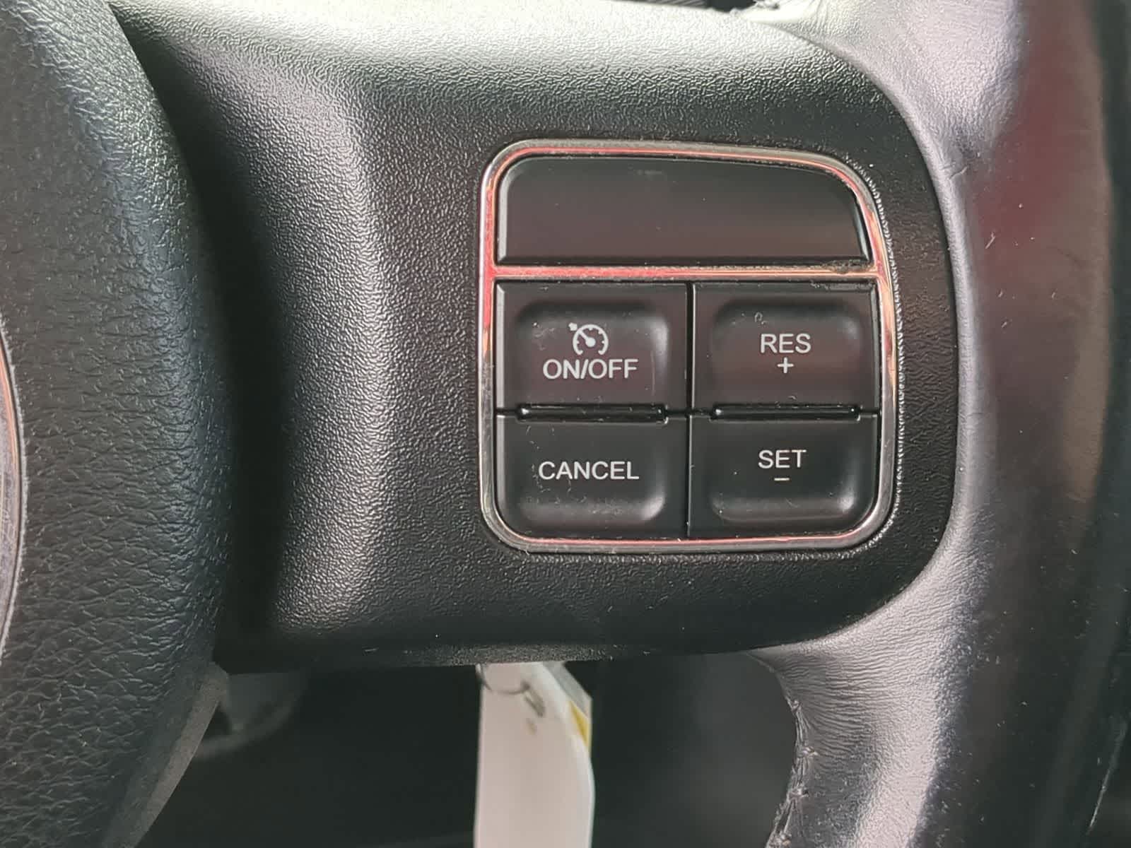 Thumbnail: 2013 Jeep Wrangler - 28