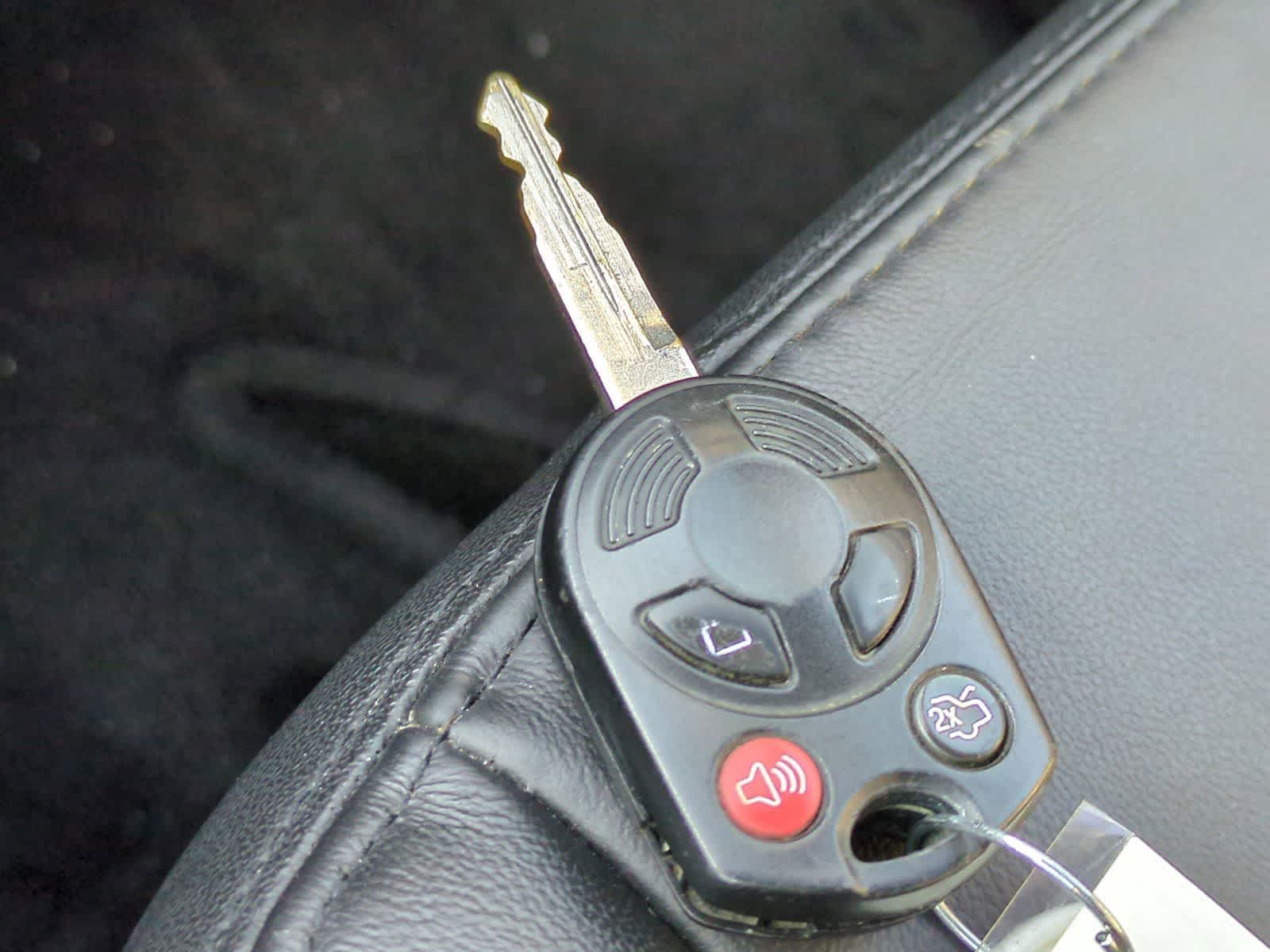 Thumbnail: 2011 Ford Escape - 37