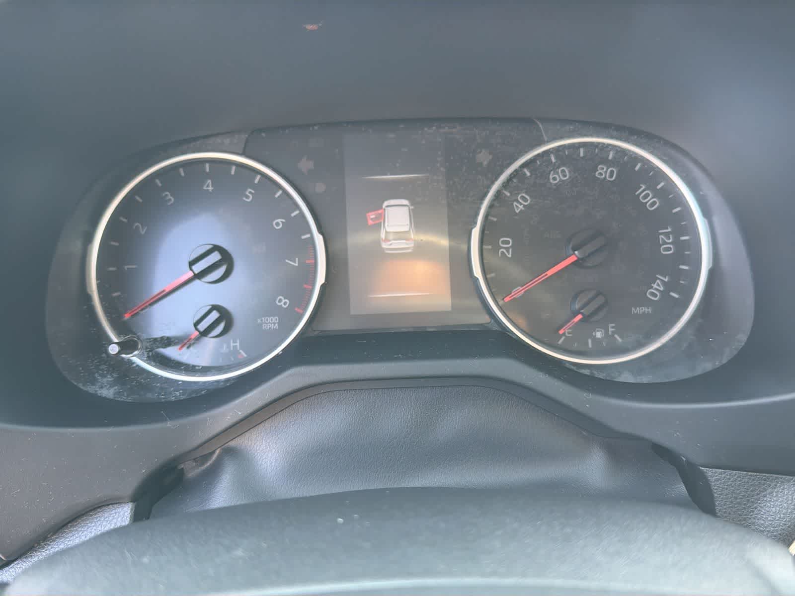 Thumbnail: 2019 Toyota RAV4 - 32