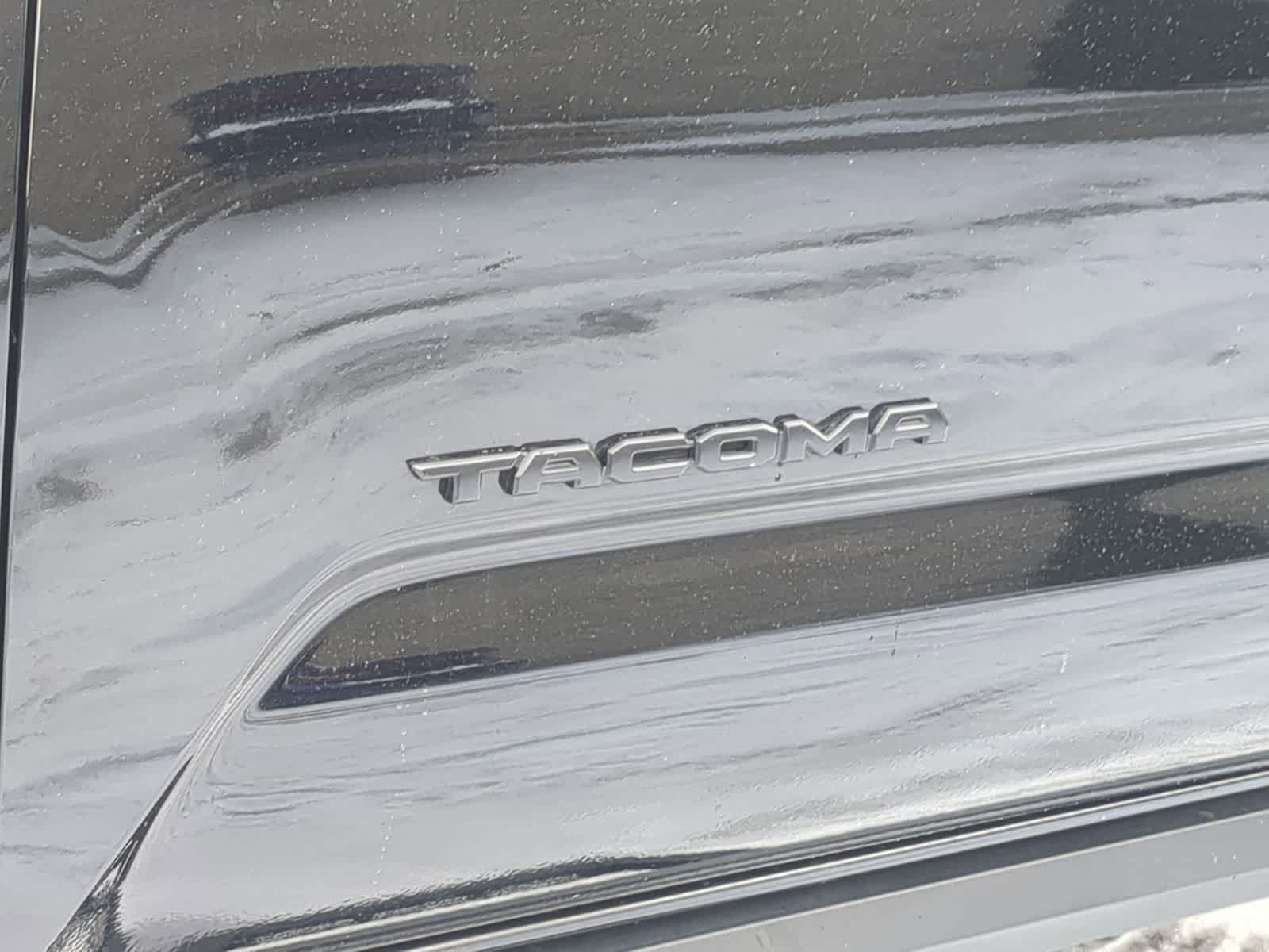 Thumbnail: 2023 Toyota Tacoma - 16