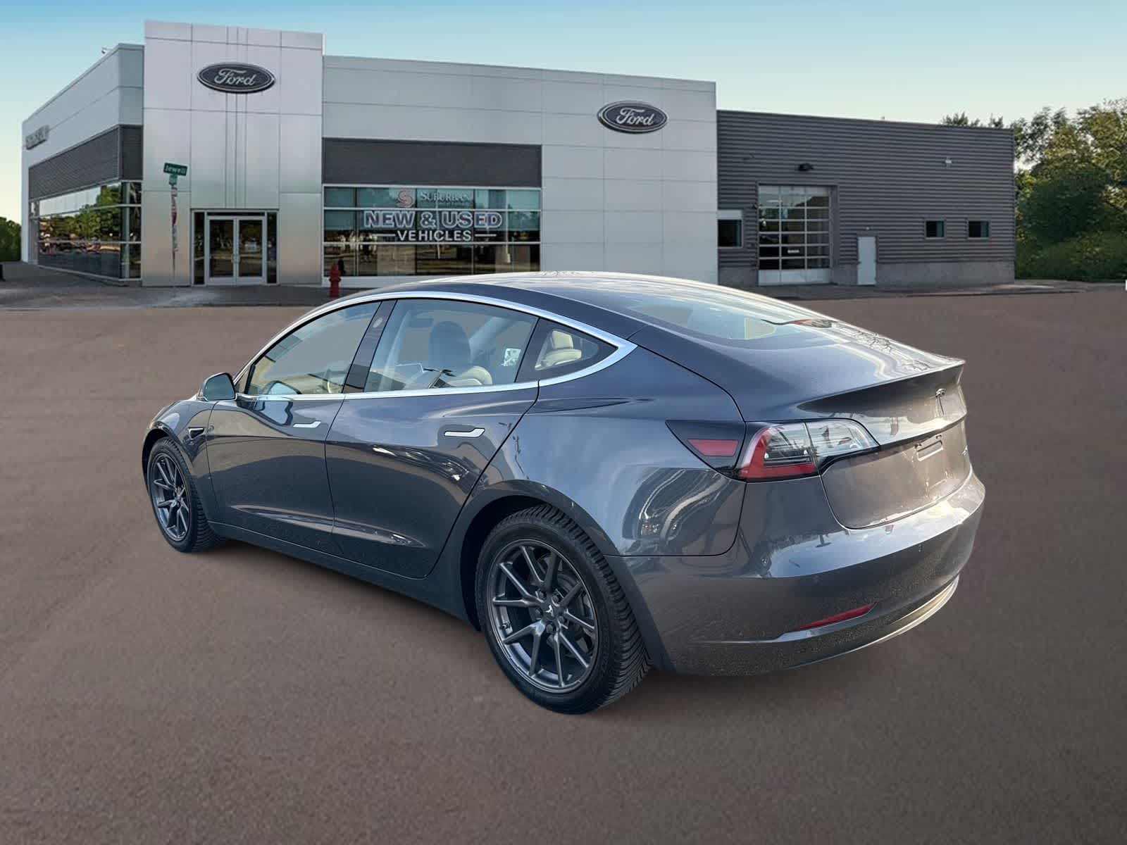 Thumbnail: 2018 Tesla Model 3 - 7