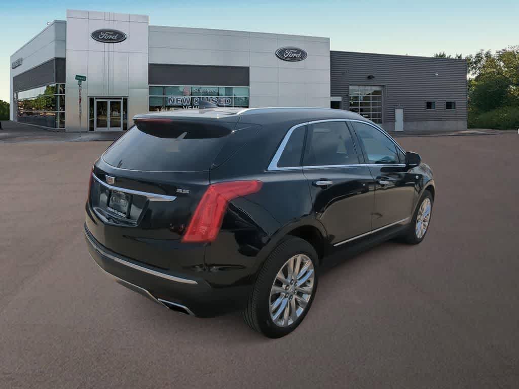 2017 Cadillac XT5 Platinum 11