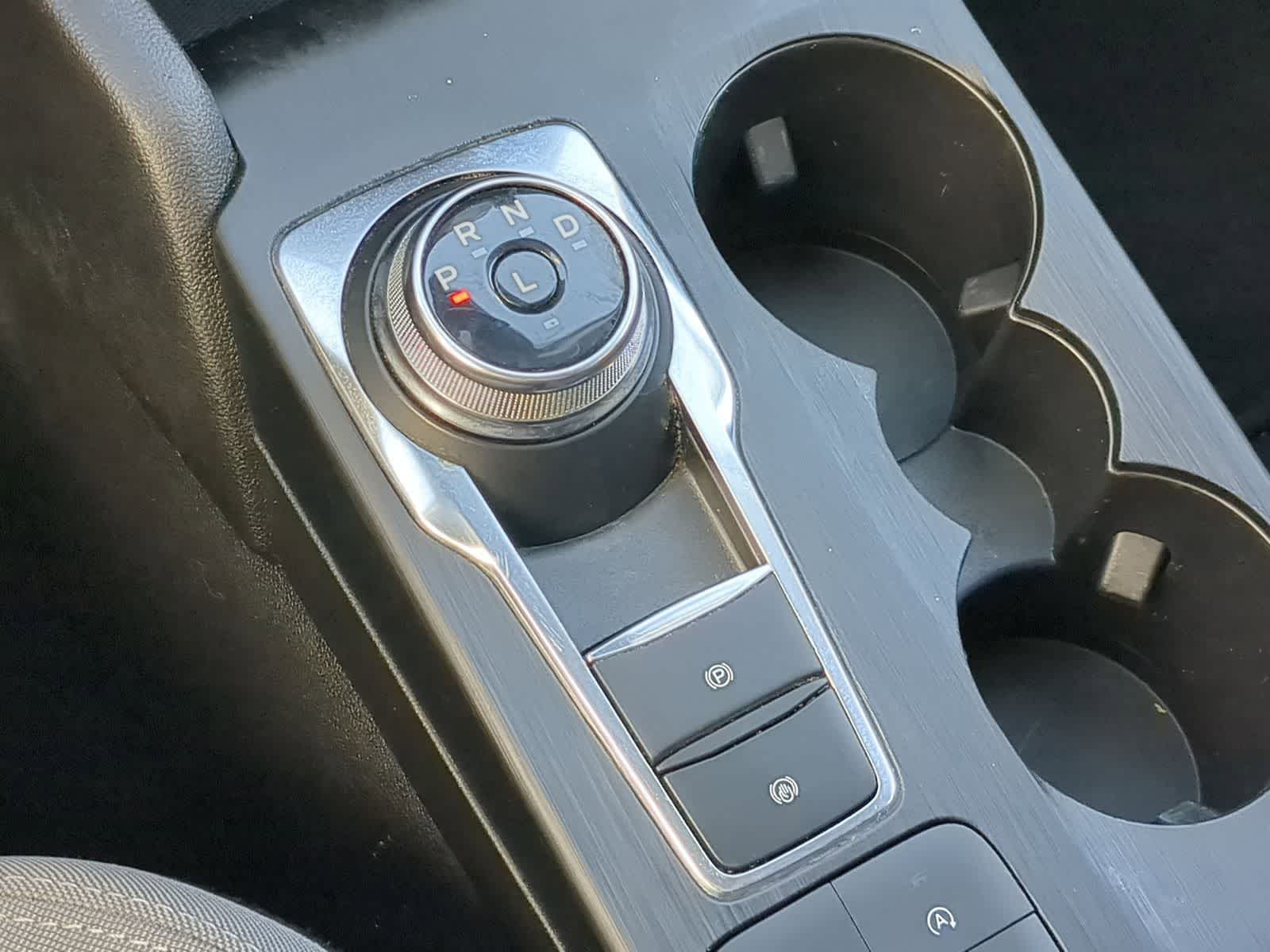 Thumbnail: 2022 Ford Escape - 31