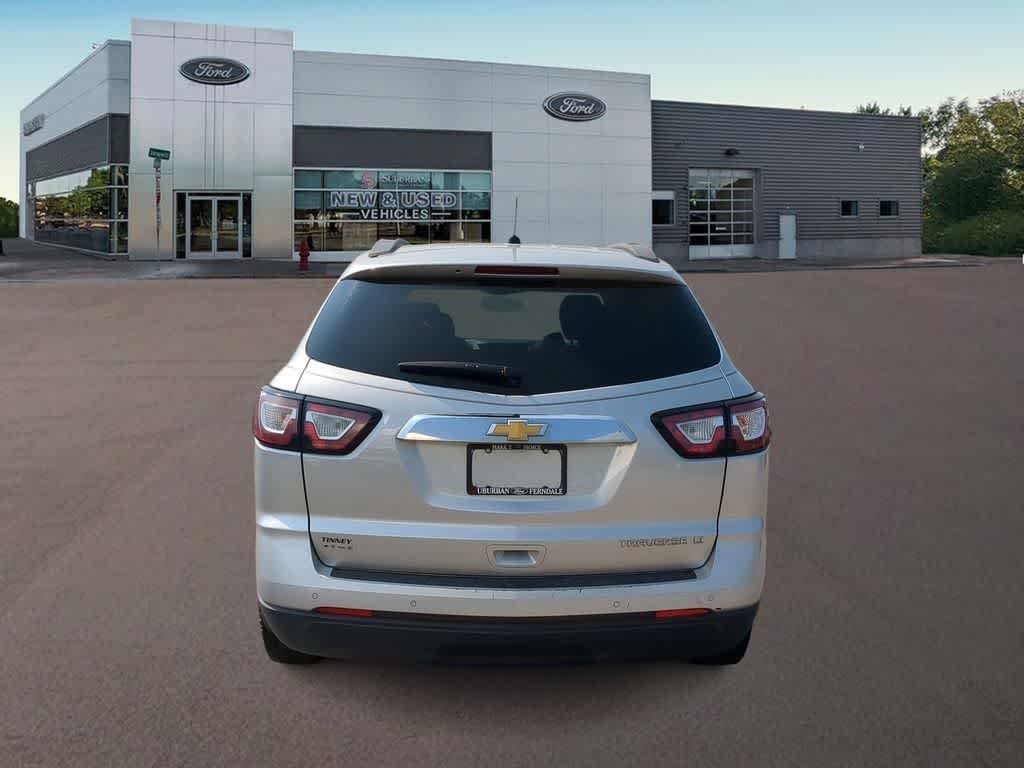 Thumbnail: 2014 Chevrolet Traverse - 10