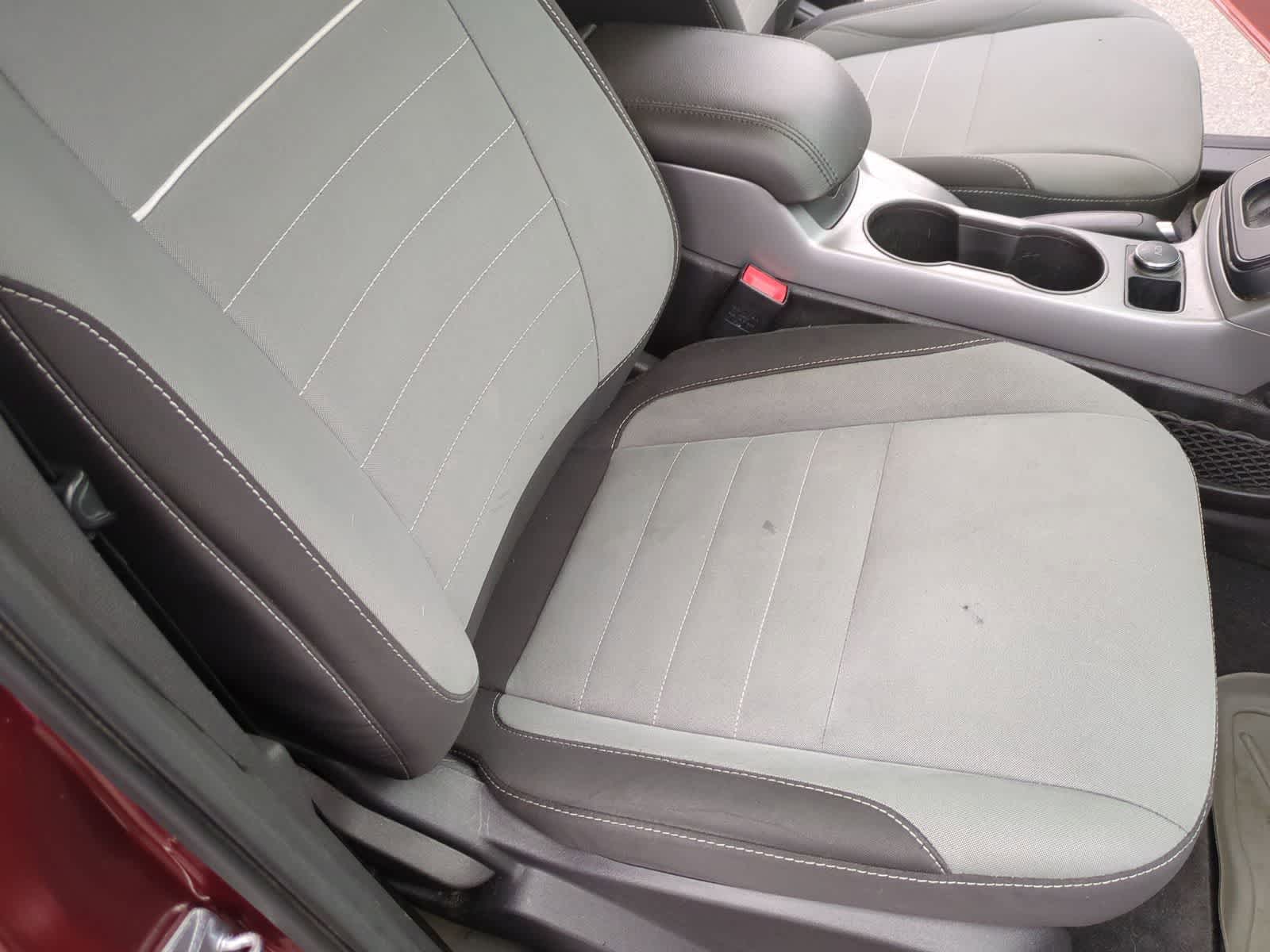 Thumbnail: 2015 Ford Escape - 24