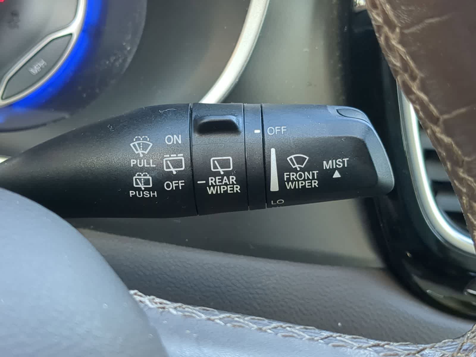 Thumbnail: 2019 Chrysler Pacifica - 30