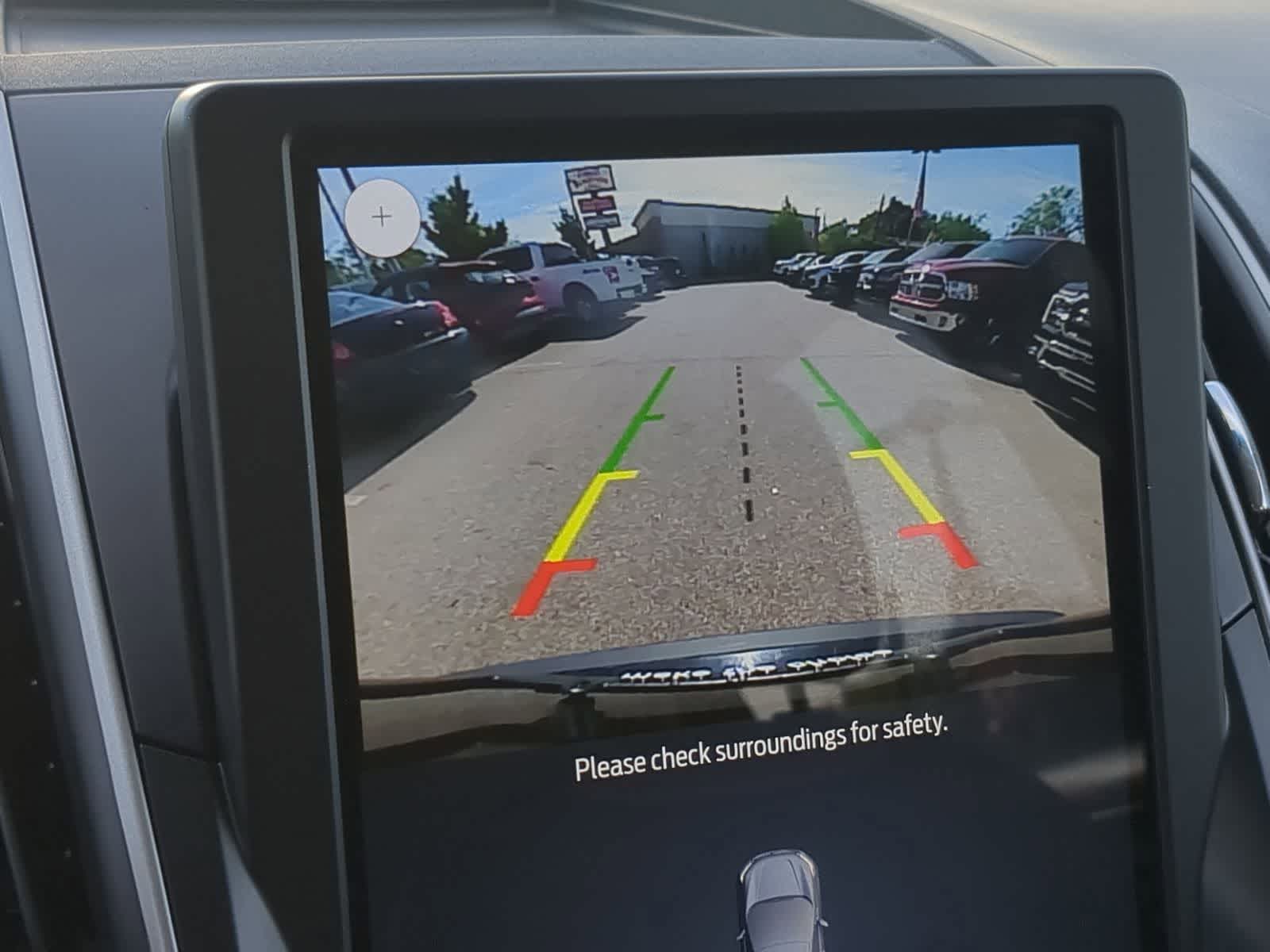 Thumbnail: 2023 Ford Edge - 31