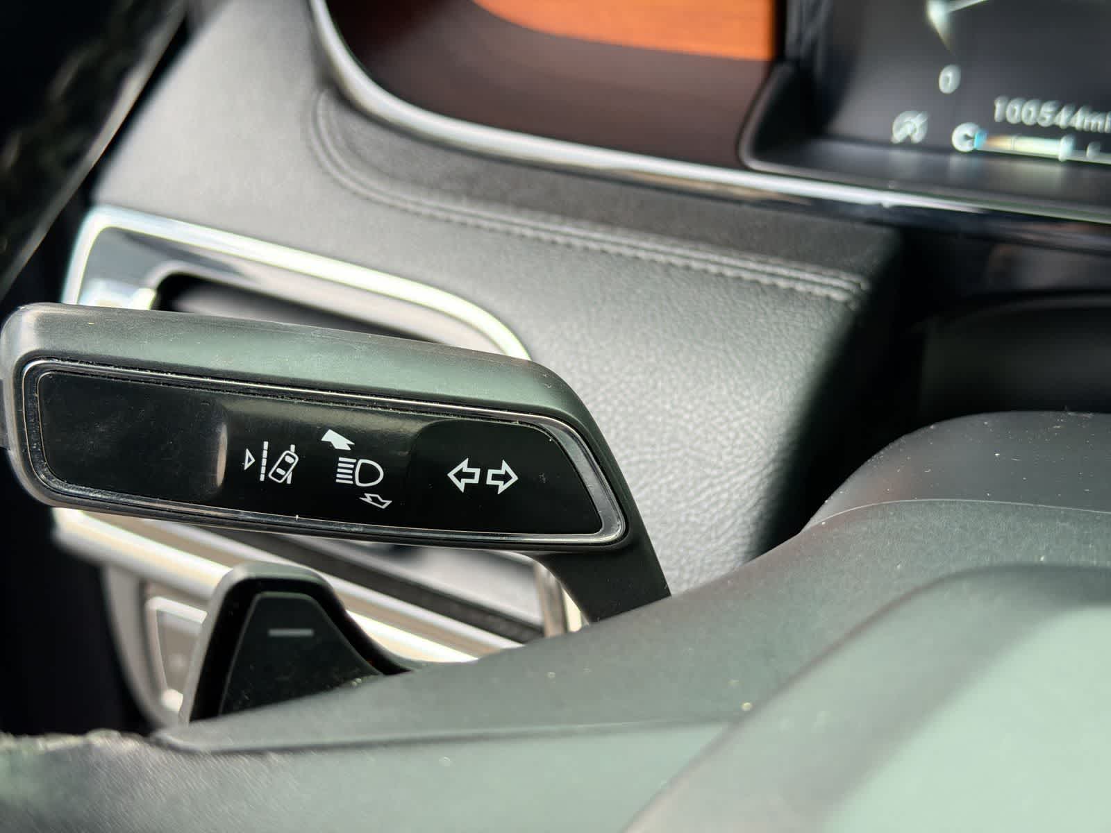 Thumbnail: 2019 Lincoln Navigator L - 32