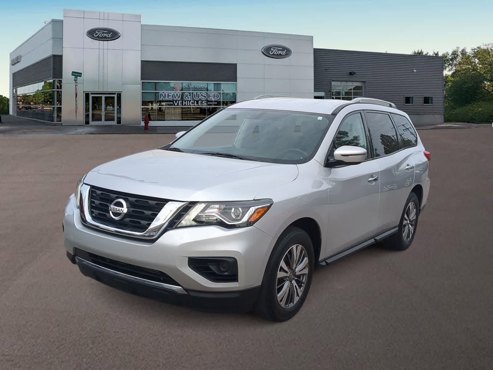 Thumbnail: 2019 Nissan Pathfinder - 4