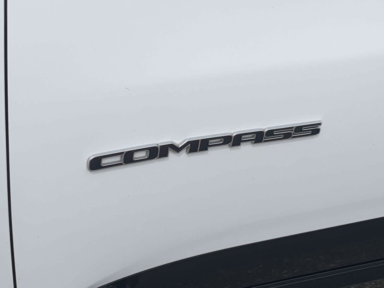 Thumbnail: 2022 Jeep Compass - 18
