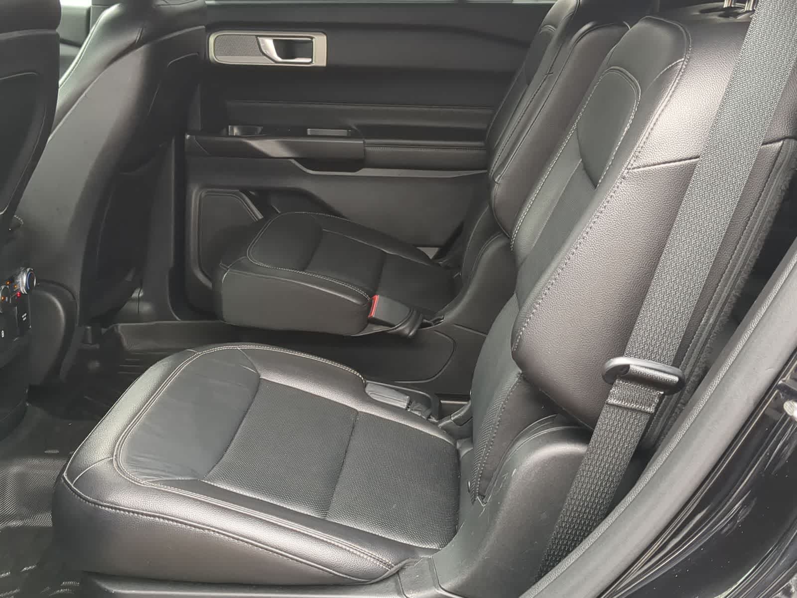 Thumbnail: 2020 Ford Explorer - 23