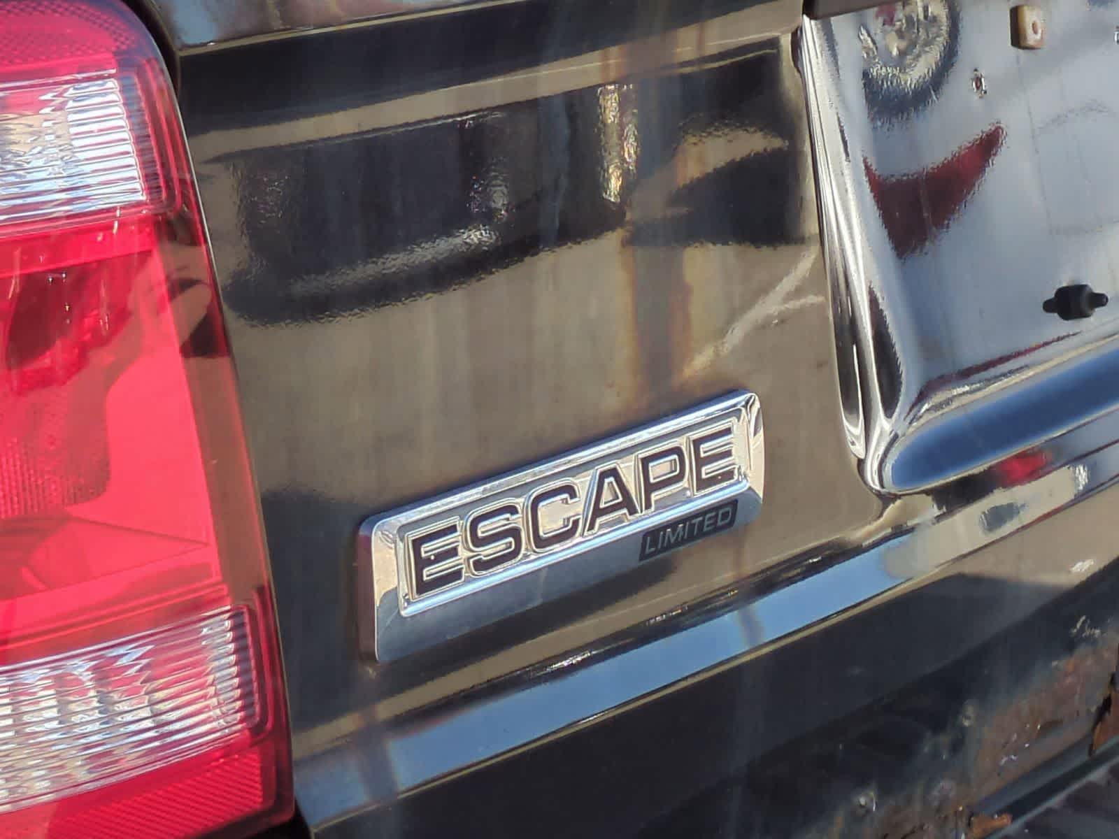 Thumbnail: 2011 Ford Escape - 16