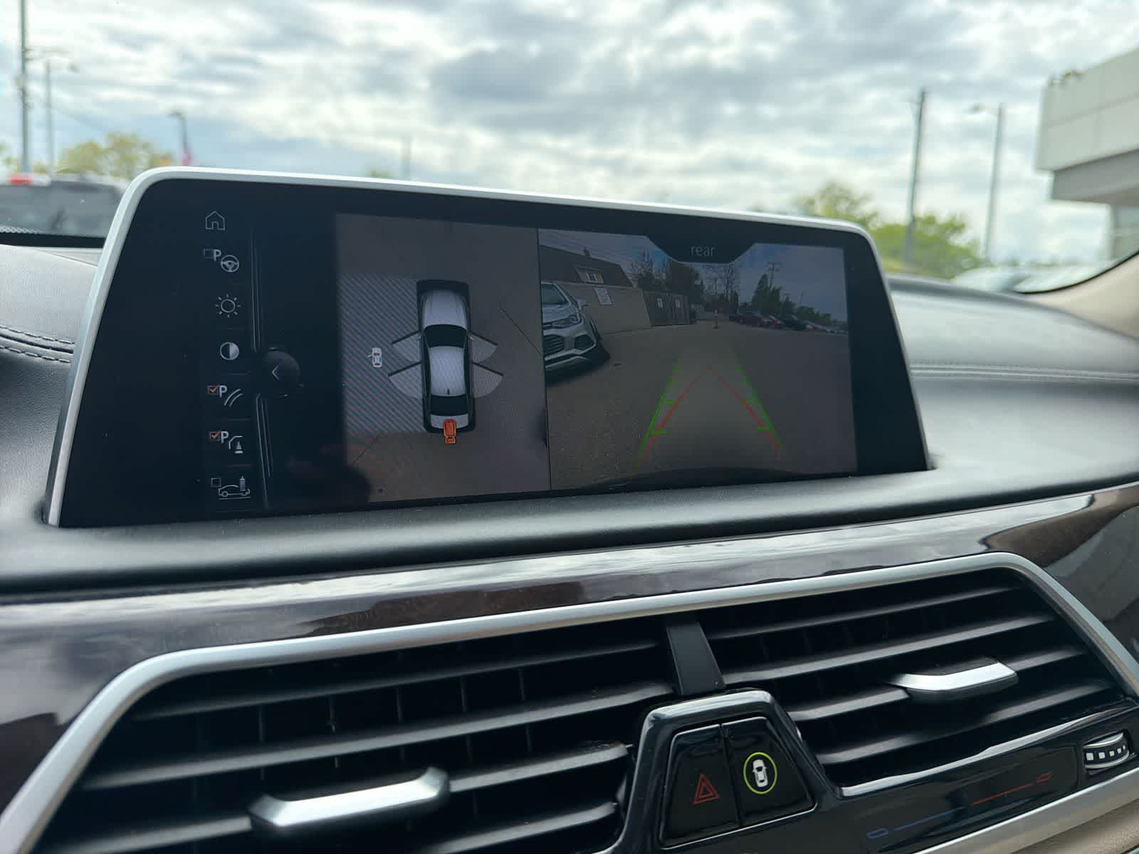 Thumbnail: 2016 BMW 7 Series - 35