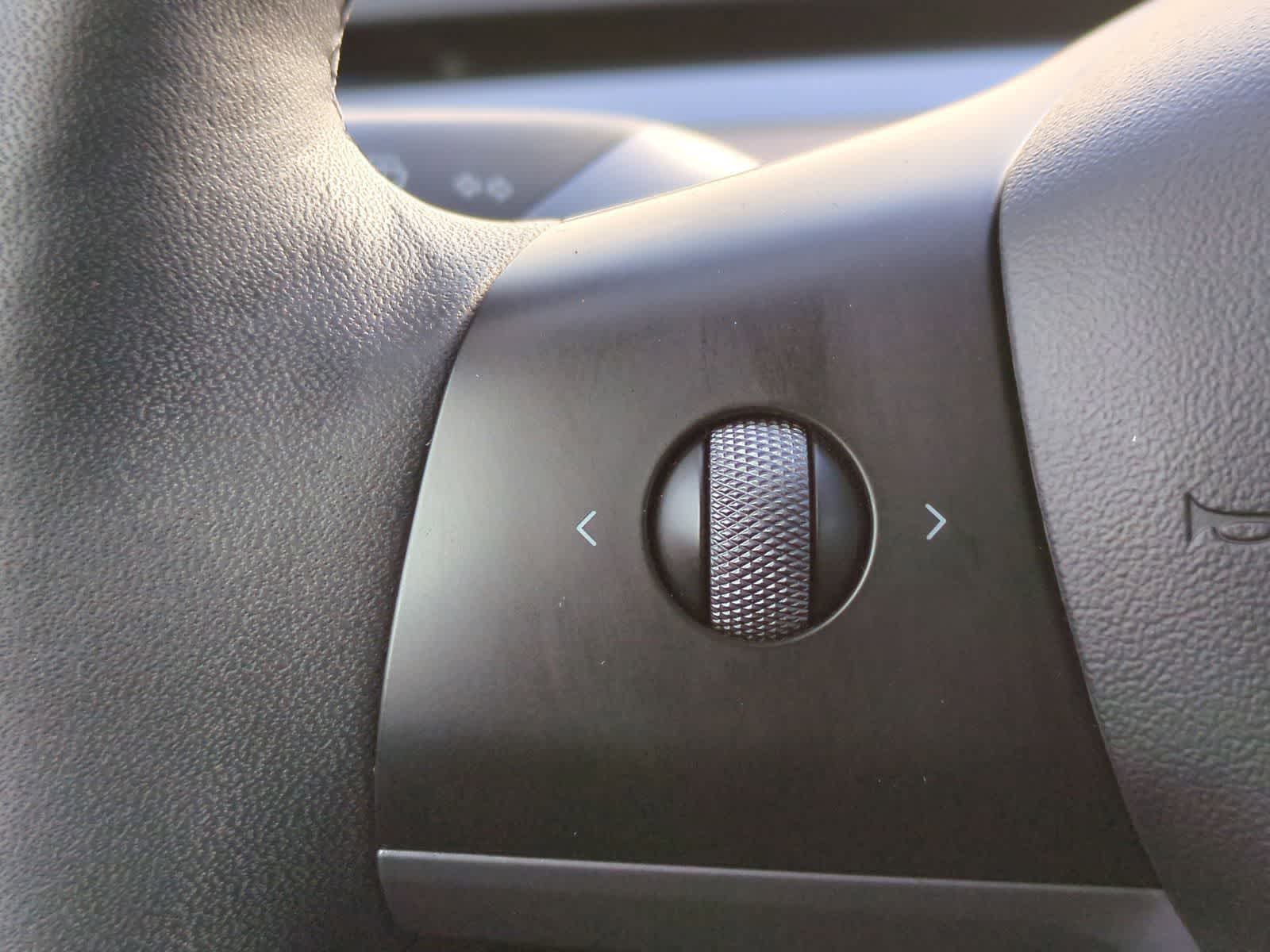 Thumbnail: 2022 Tesla Model 3 - 27