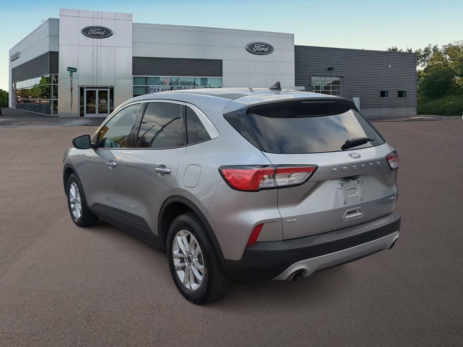 Thumbnail: 2022 Ford Escape - 8