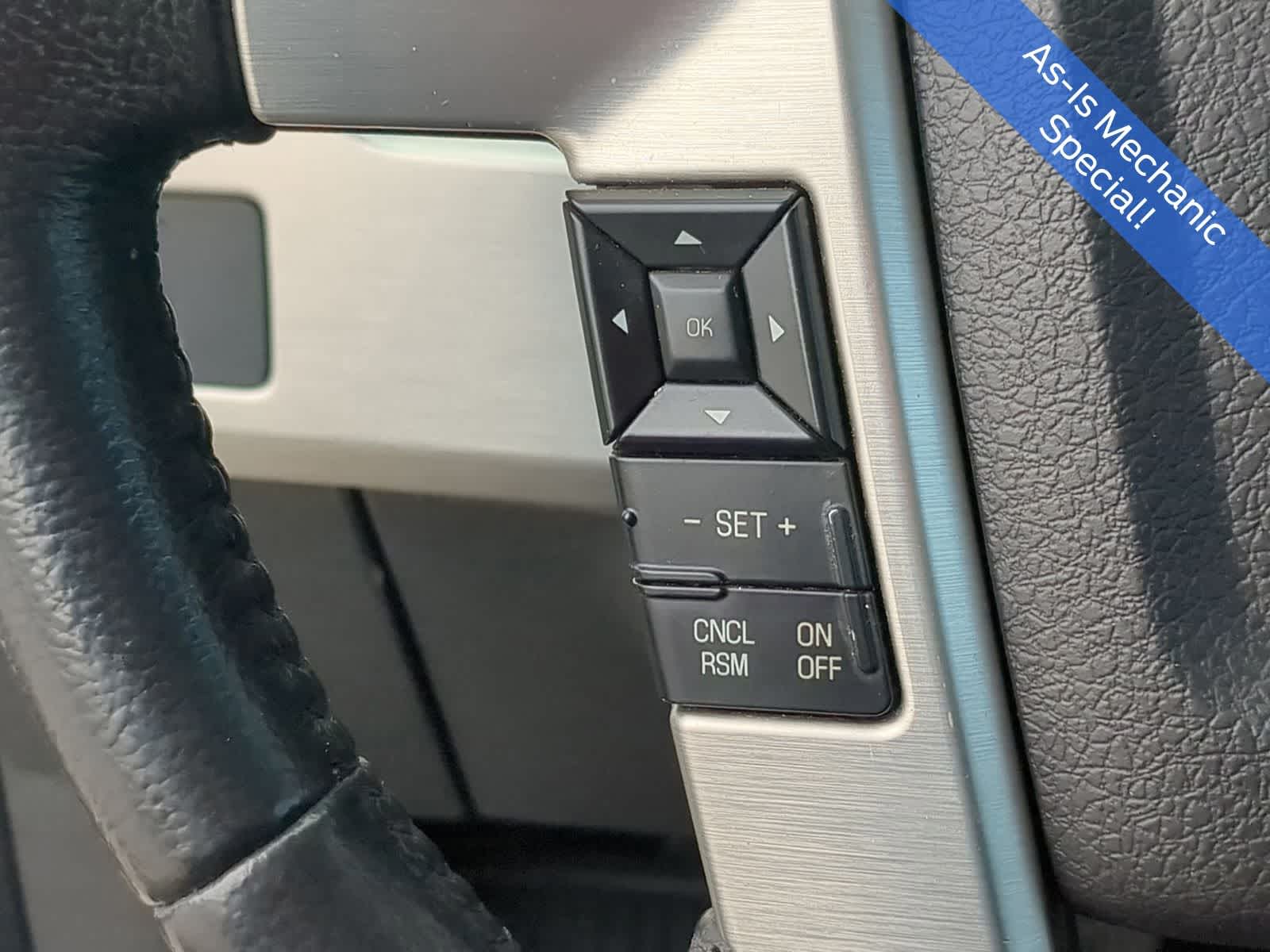 2013 Ford F-150 Platinum 27