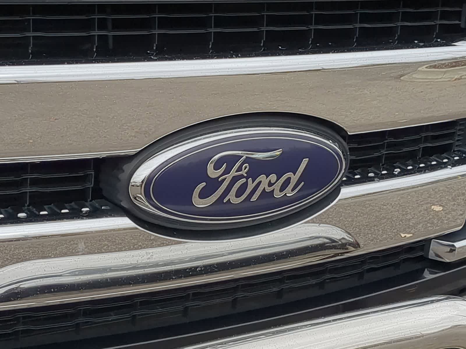 Thumbnail: 2012 Ford Econoline - 16