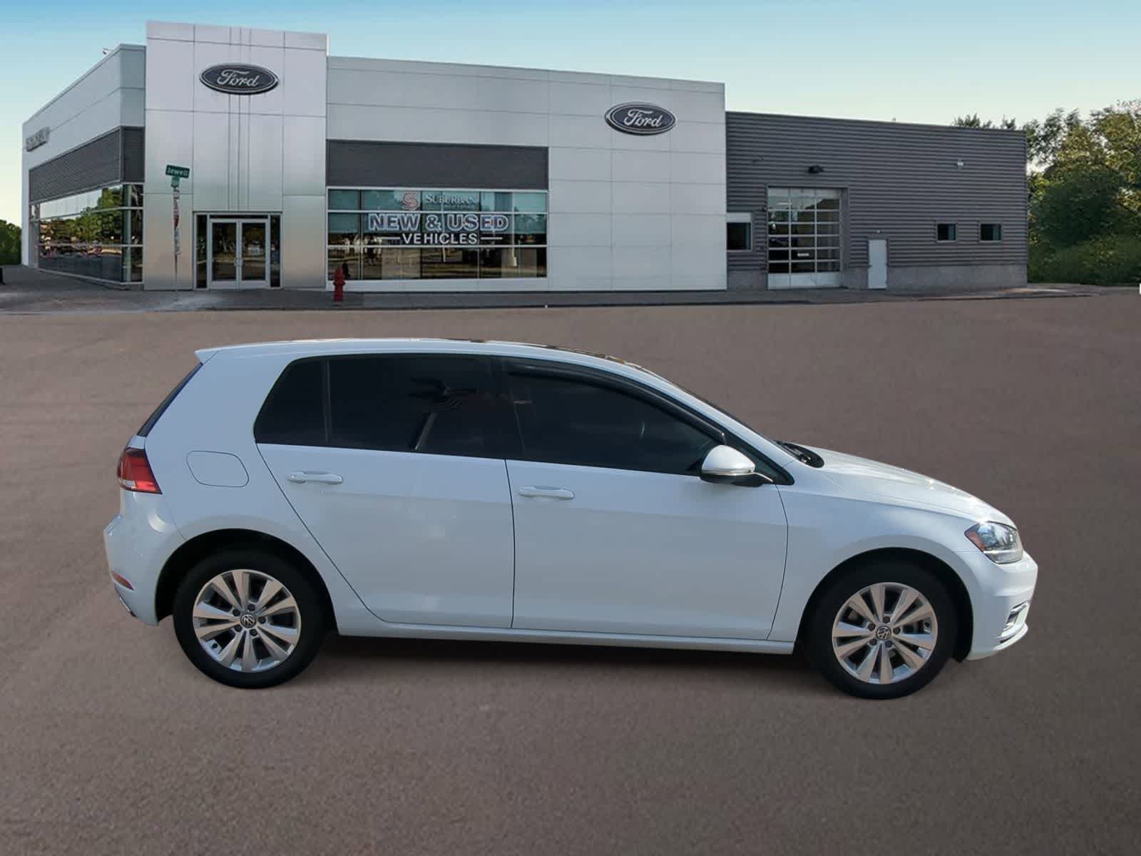 Thumbnail: 2021 Volkswagen Golf - 10