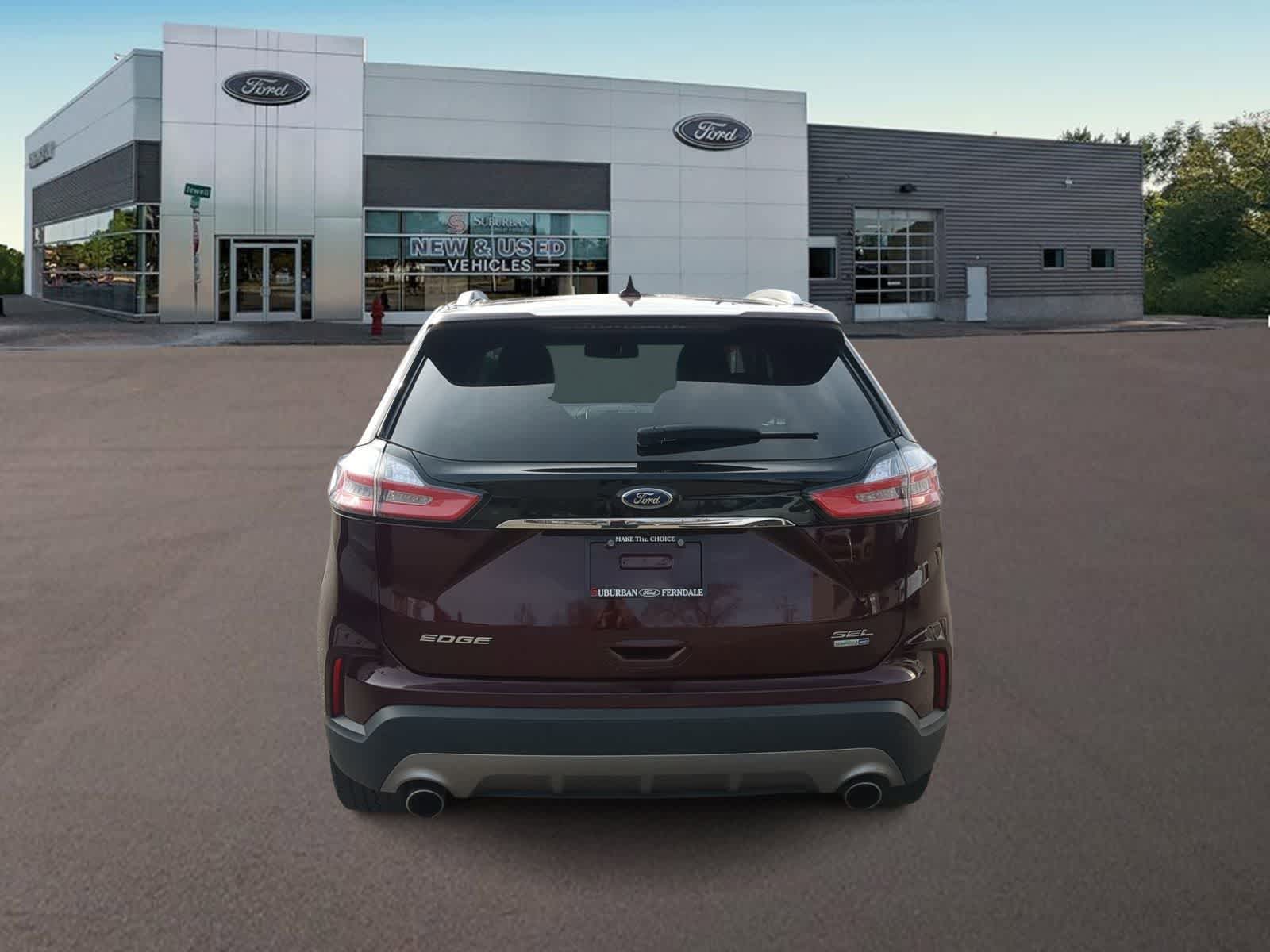 Thumbnail: 2019 Ford Edge - 10