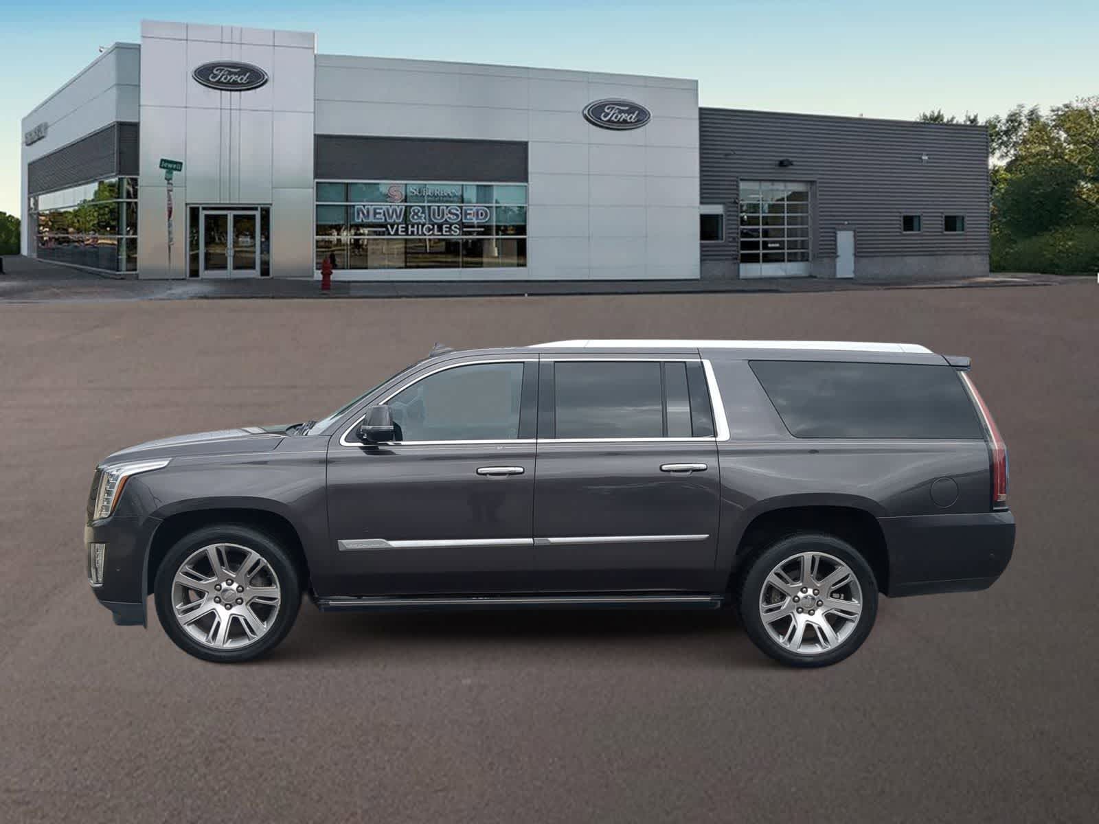 Thumbnail: 2017 Cadillac Escalade - 7