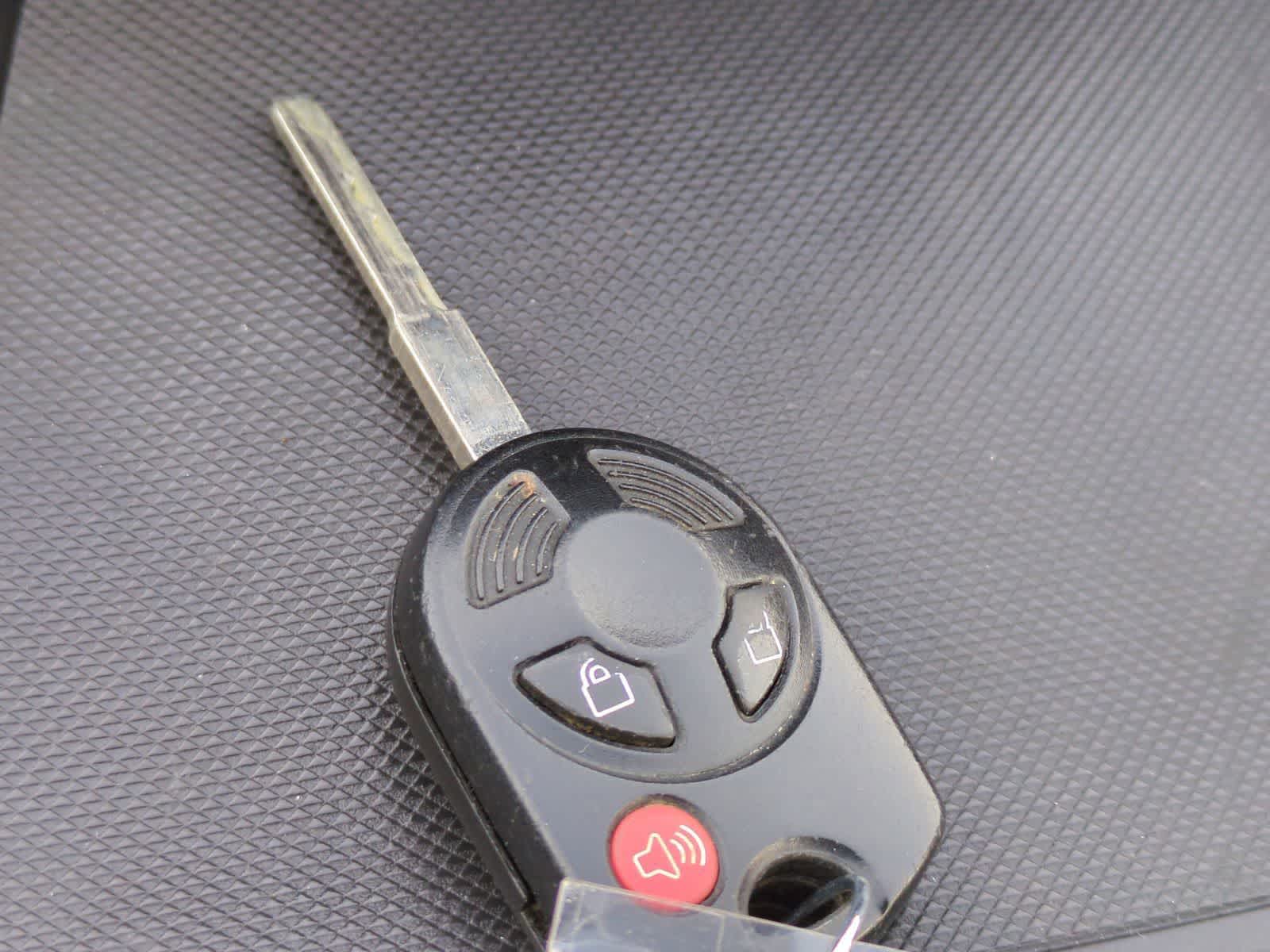 Thumbnail: 2015 Ford Escape - 27