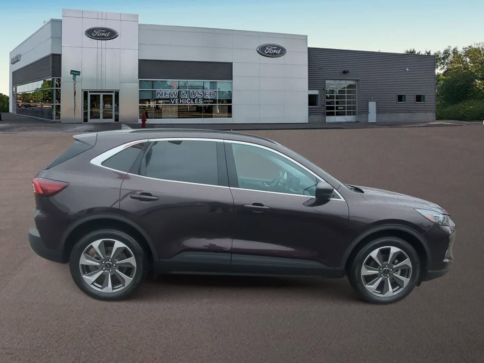 Thumbnail: 2023 Ford Escape - 10