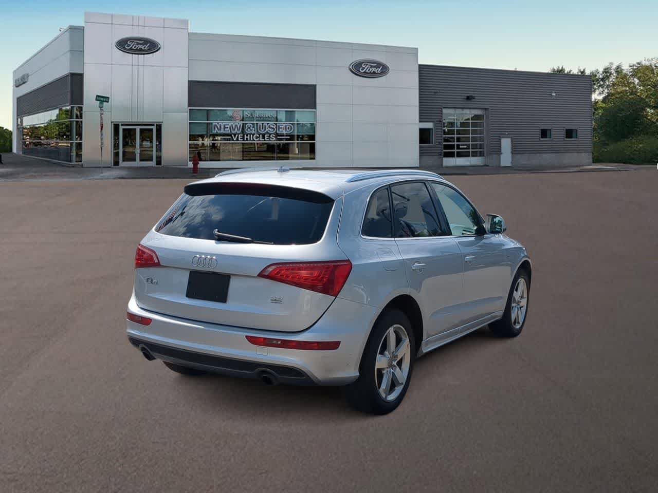 Thumbnail: 2012 Audi Q5 - 10