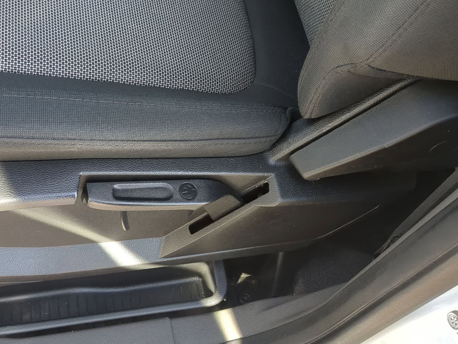 Thumbnail: 2022 Ford Transit Series - 19