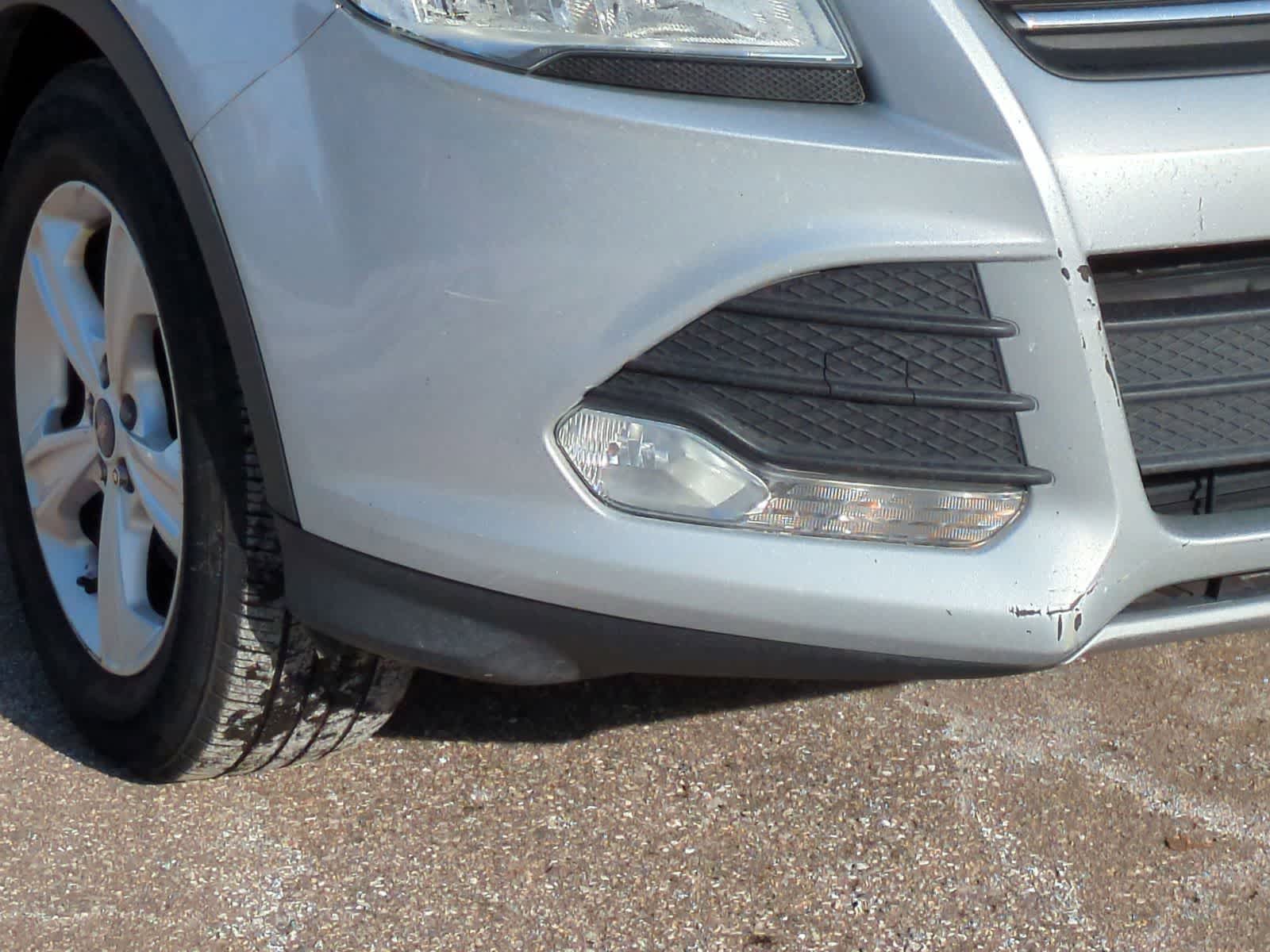 Thumbnail: 2015 Ford Escape - 3