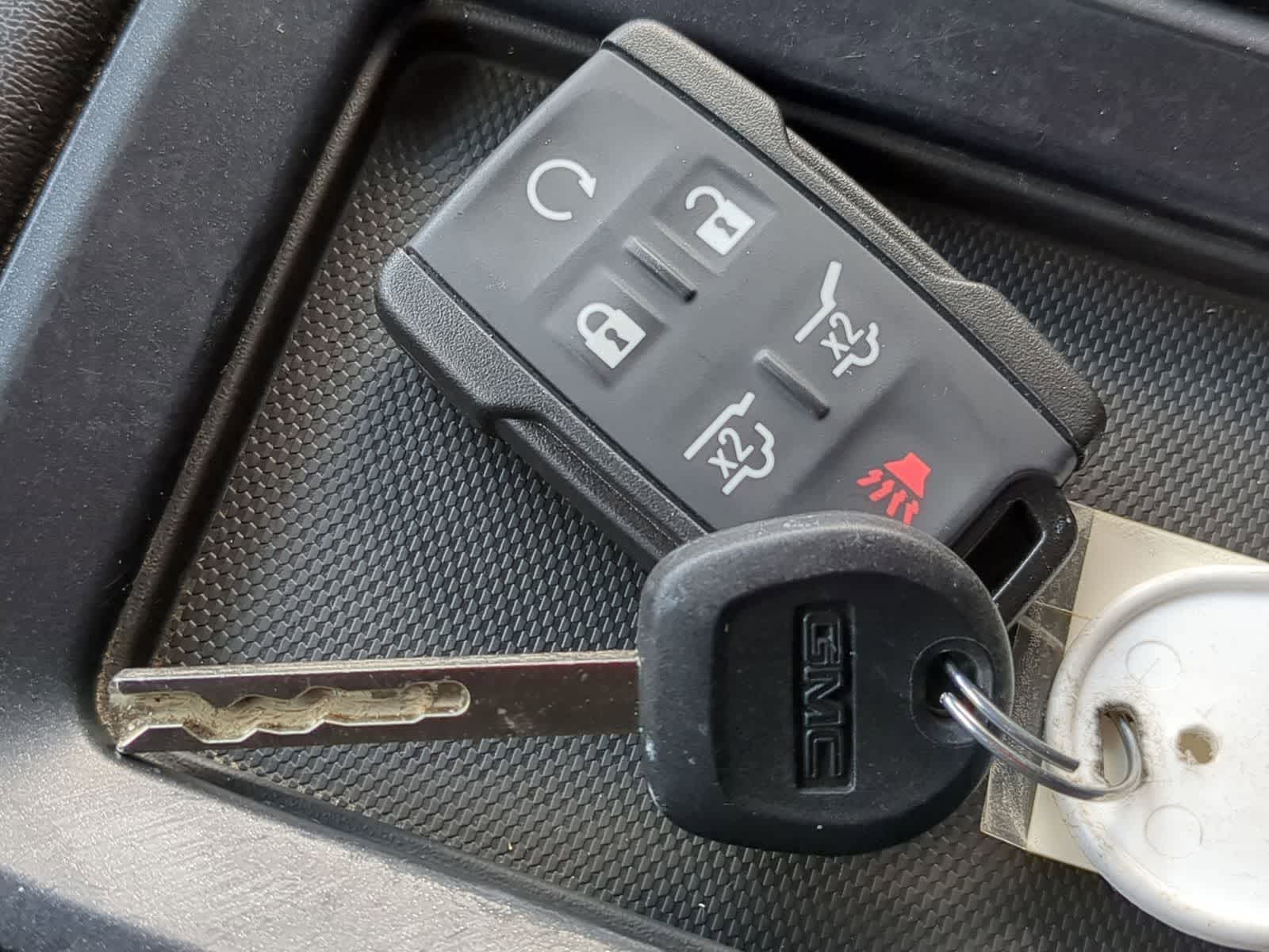 Thumbnail: 2019 GMC Yukon - 40
