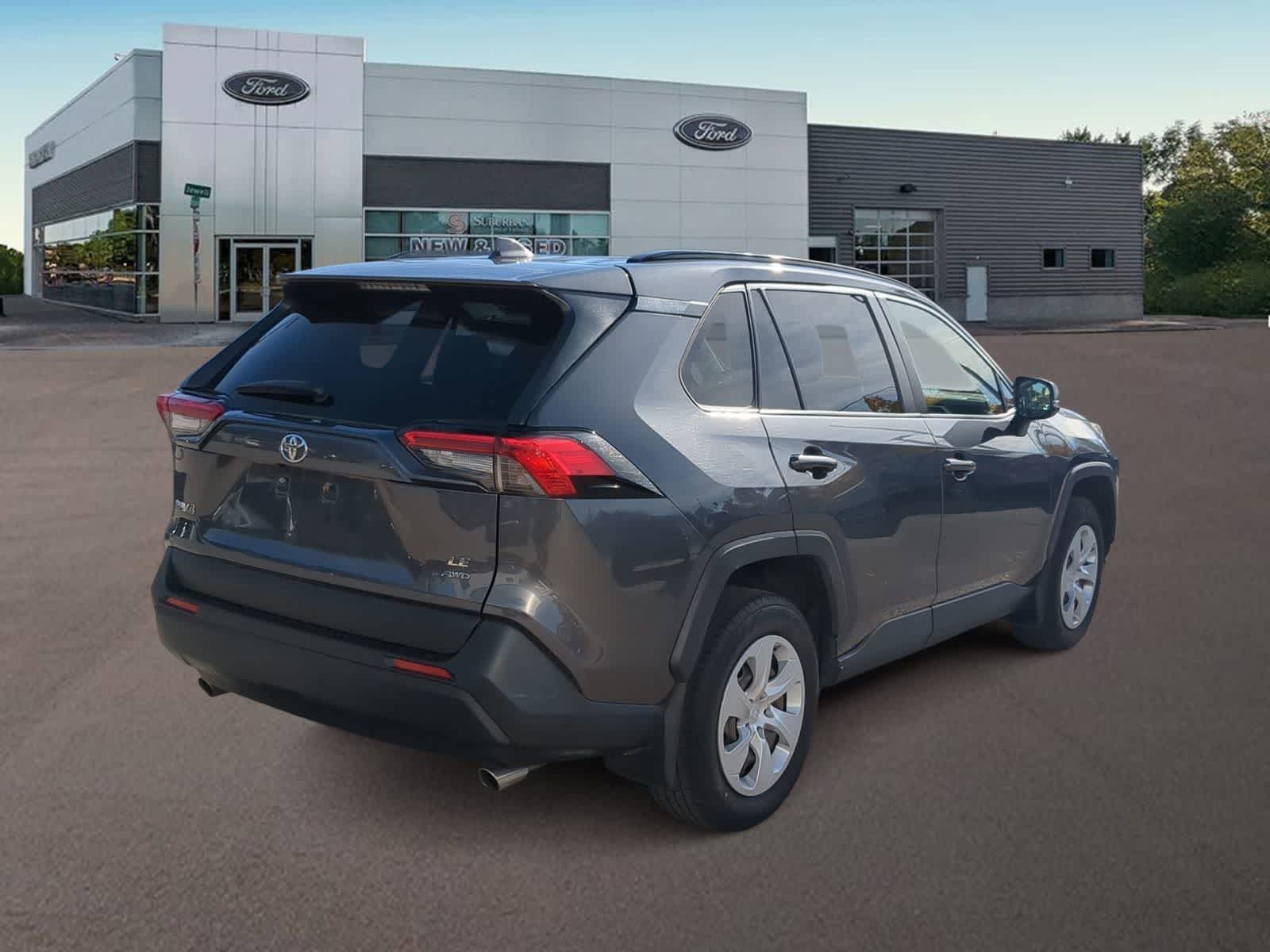 Thumbnail: 2020 Toyota RAV4 - 8