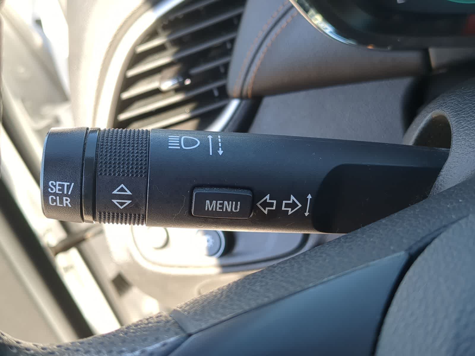 Thumbnail: 2020 Chevrolet Trax - 28