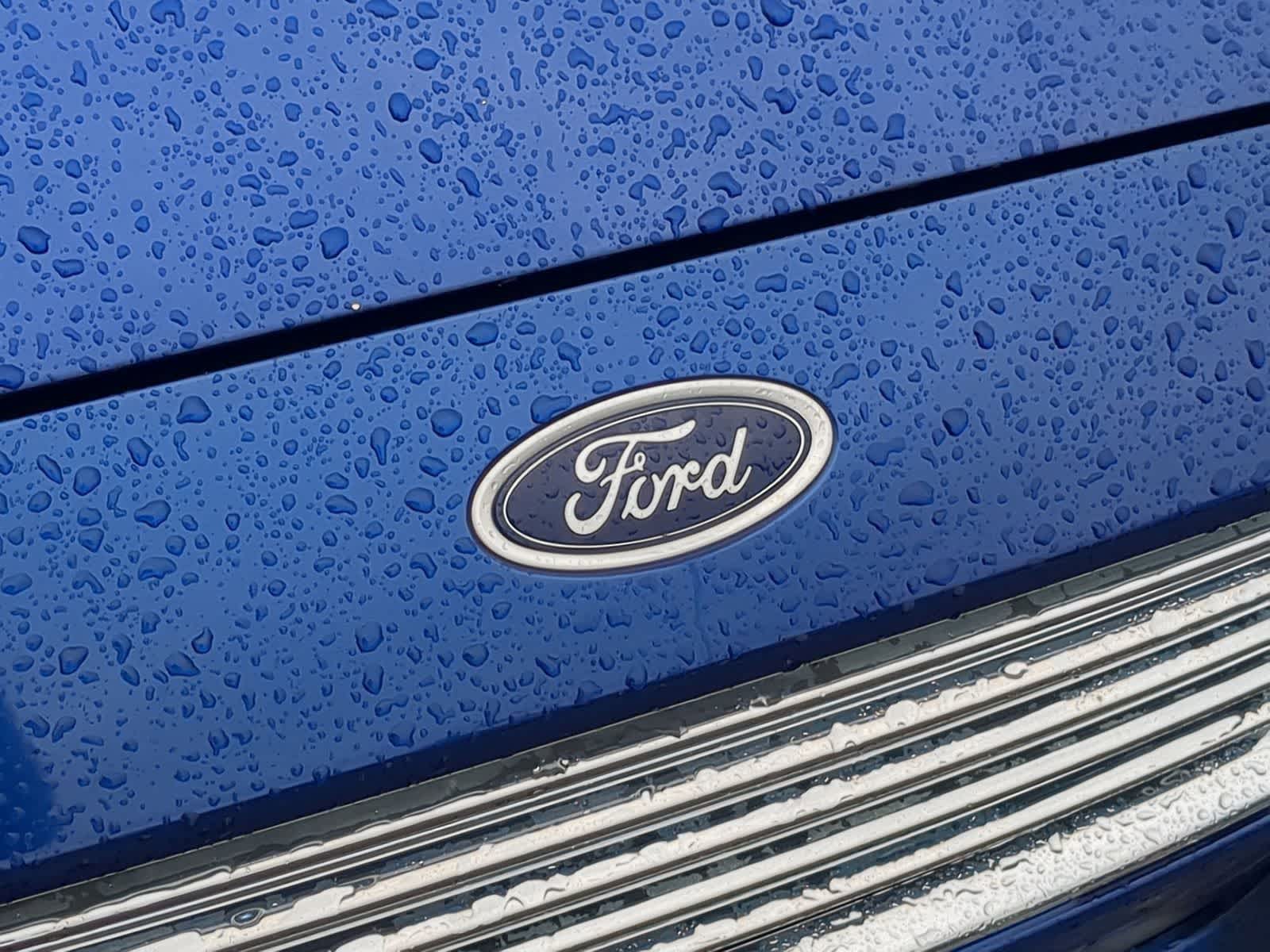 Thumbnail: 2015 Ford Fusion - 16