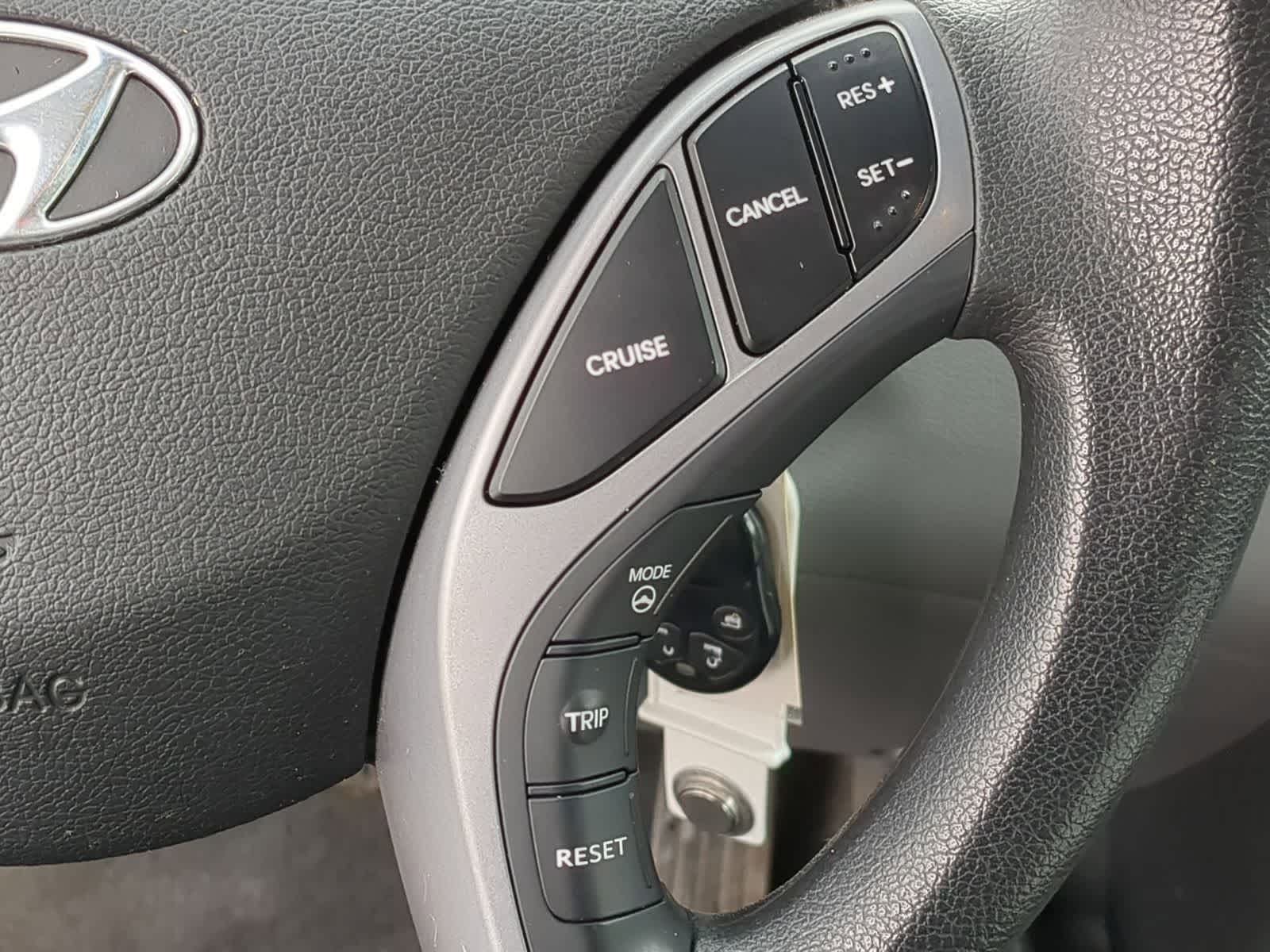 Thumbnail: 2015 Hyundai Elantra - 35