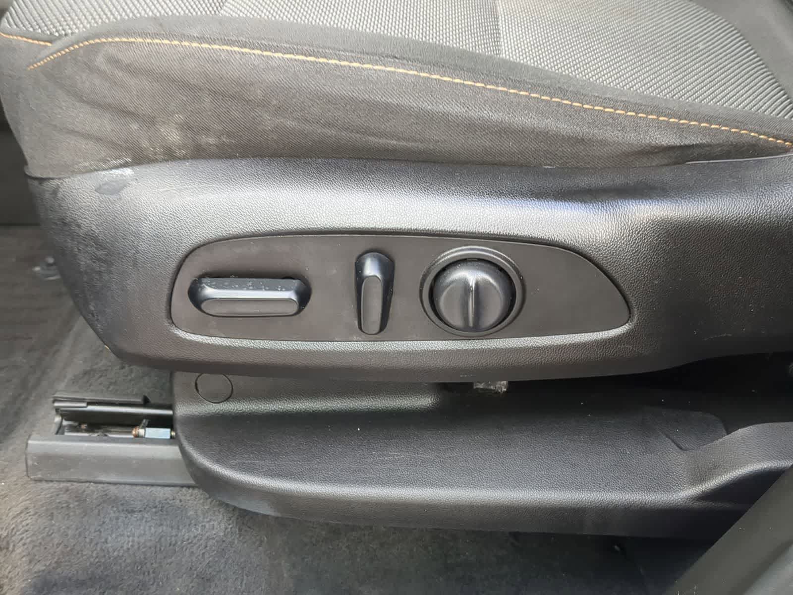 Thumbnail: 2019 Chevrolet Traverse - 23