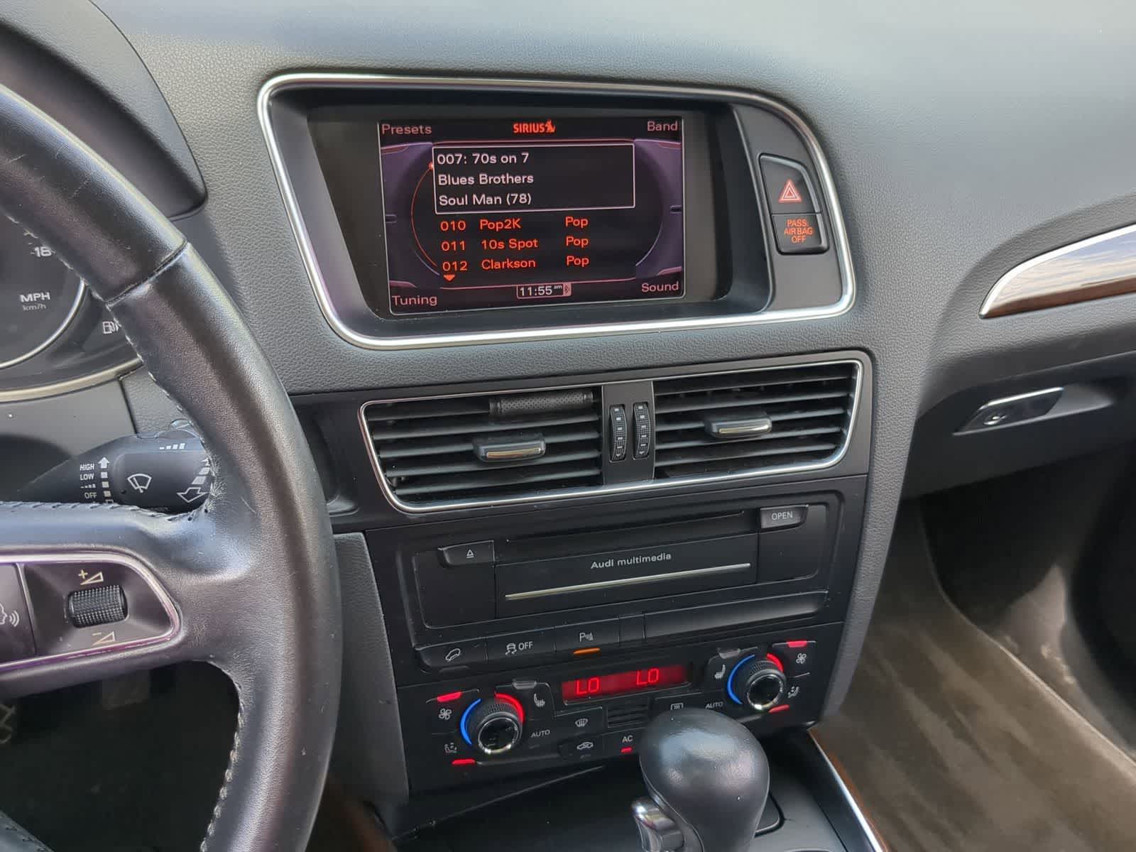 Thumbnail: 2012 Audi Q5 - 30