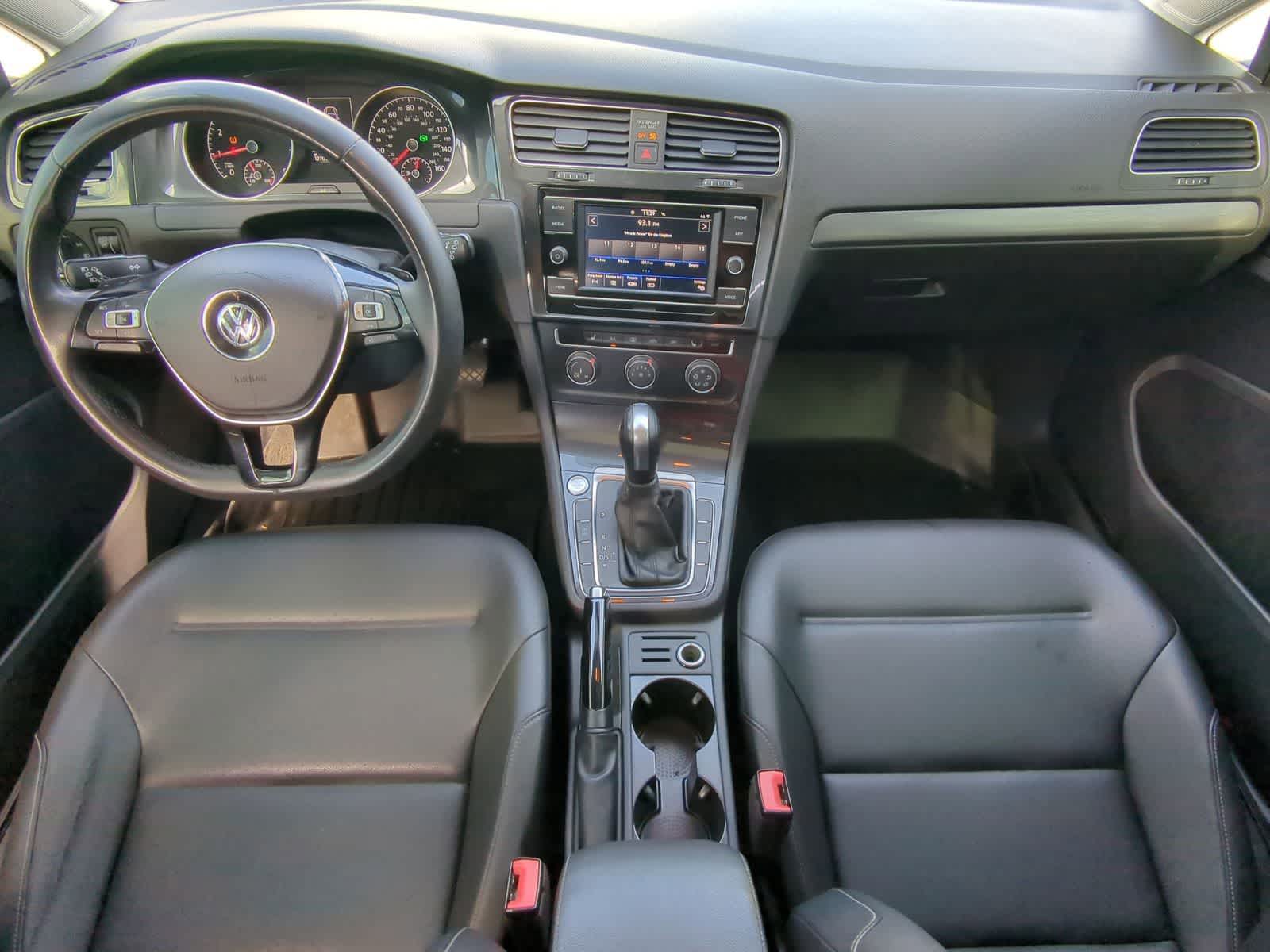 Thumbnail: 2021 Volkswagen Golf - 16