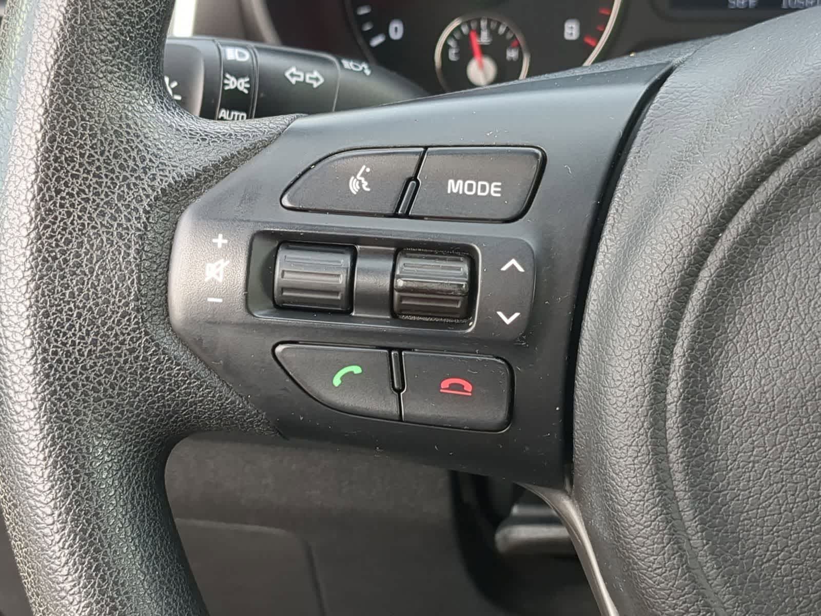 Thumbnail: 2017 Kia Sorento - 25