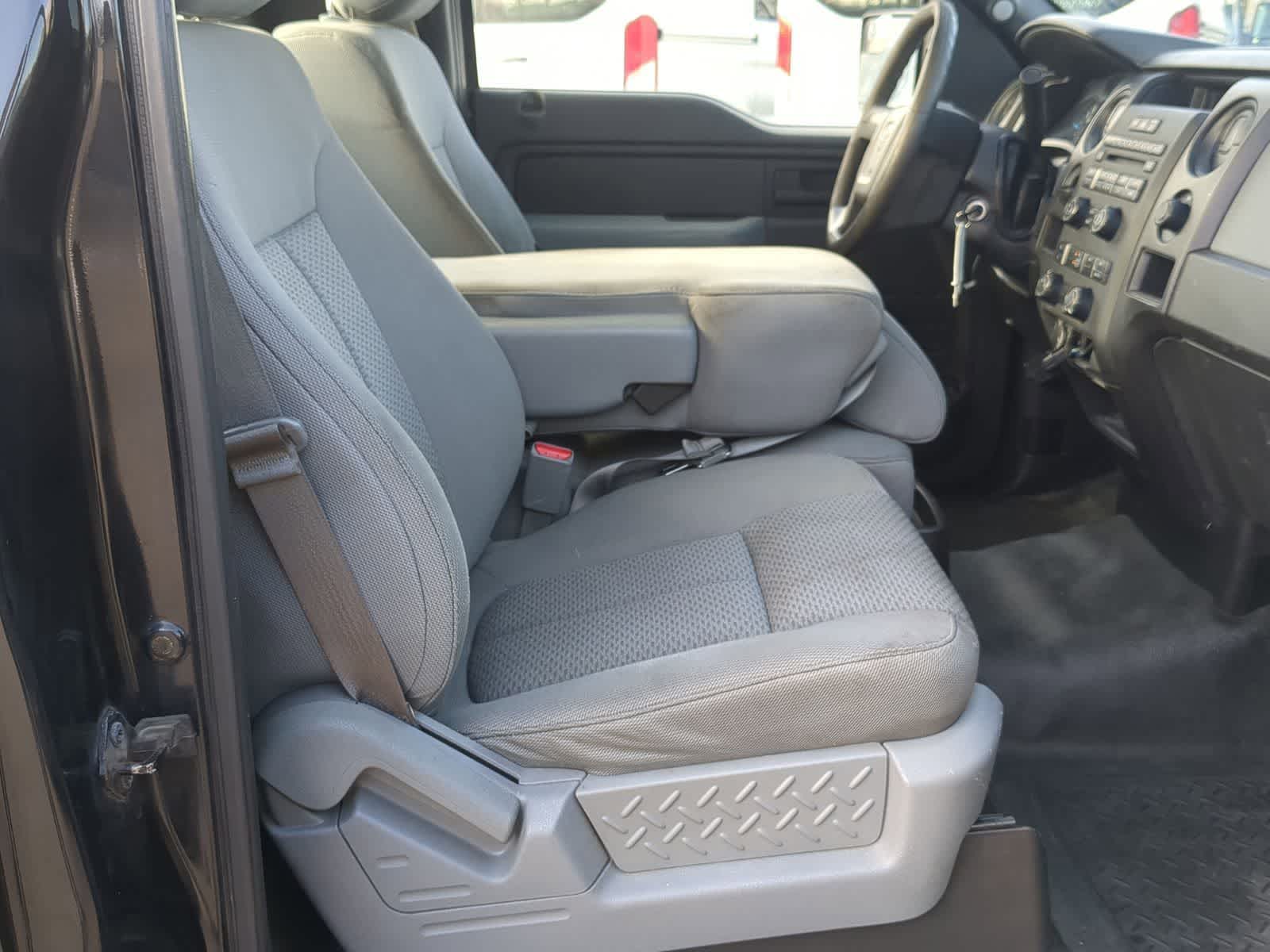 Thumbnail: 2014 Ford F-150 - 25