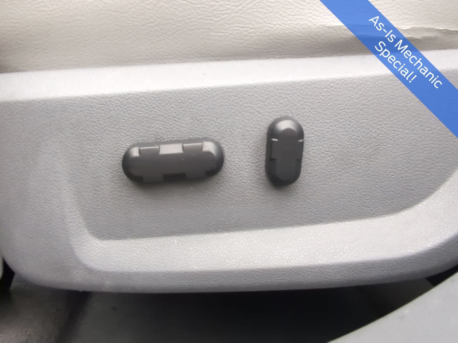 Thumbnail: 2006 Ford Freestyle - 18