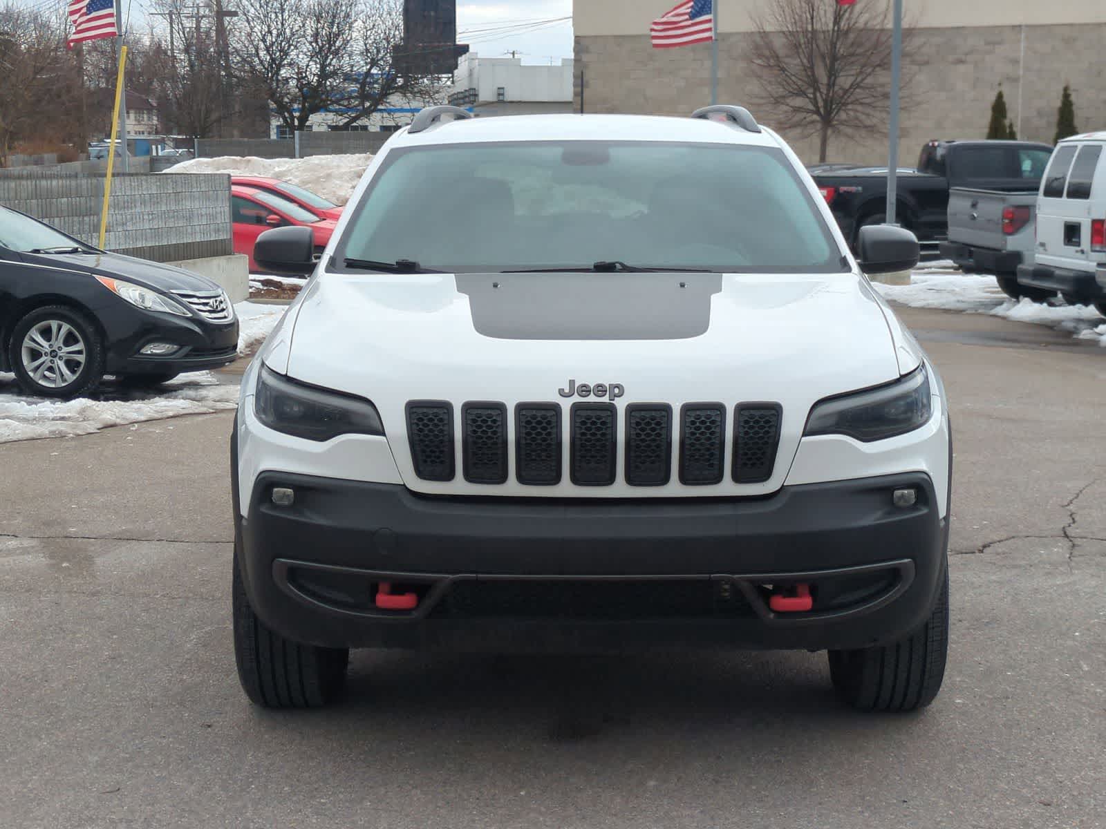 Thumbnail: 2020 Jeep Cherokee - 20