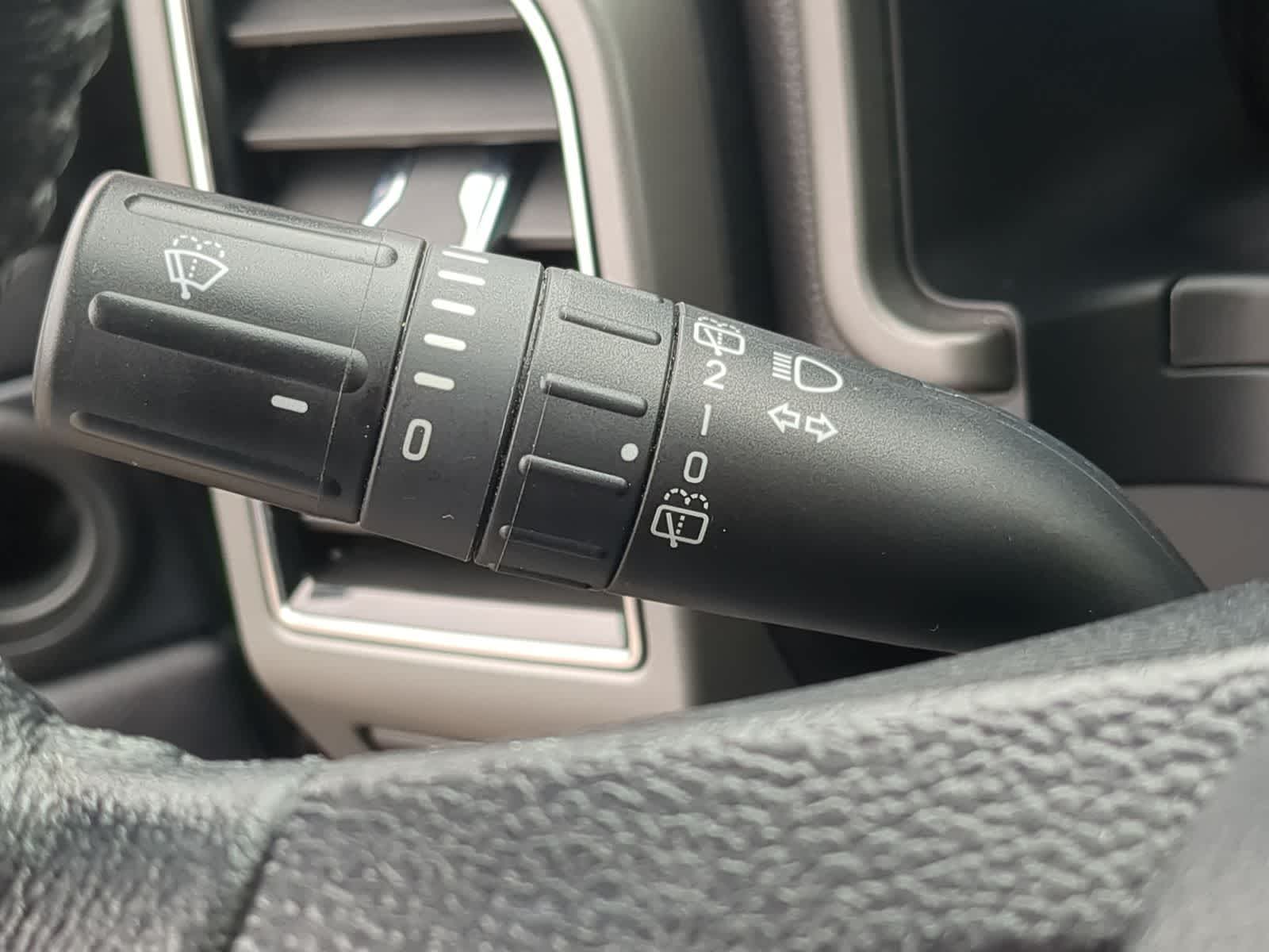 Thumbnail: 2020 Ford Expedition - 32