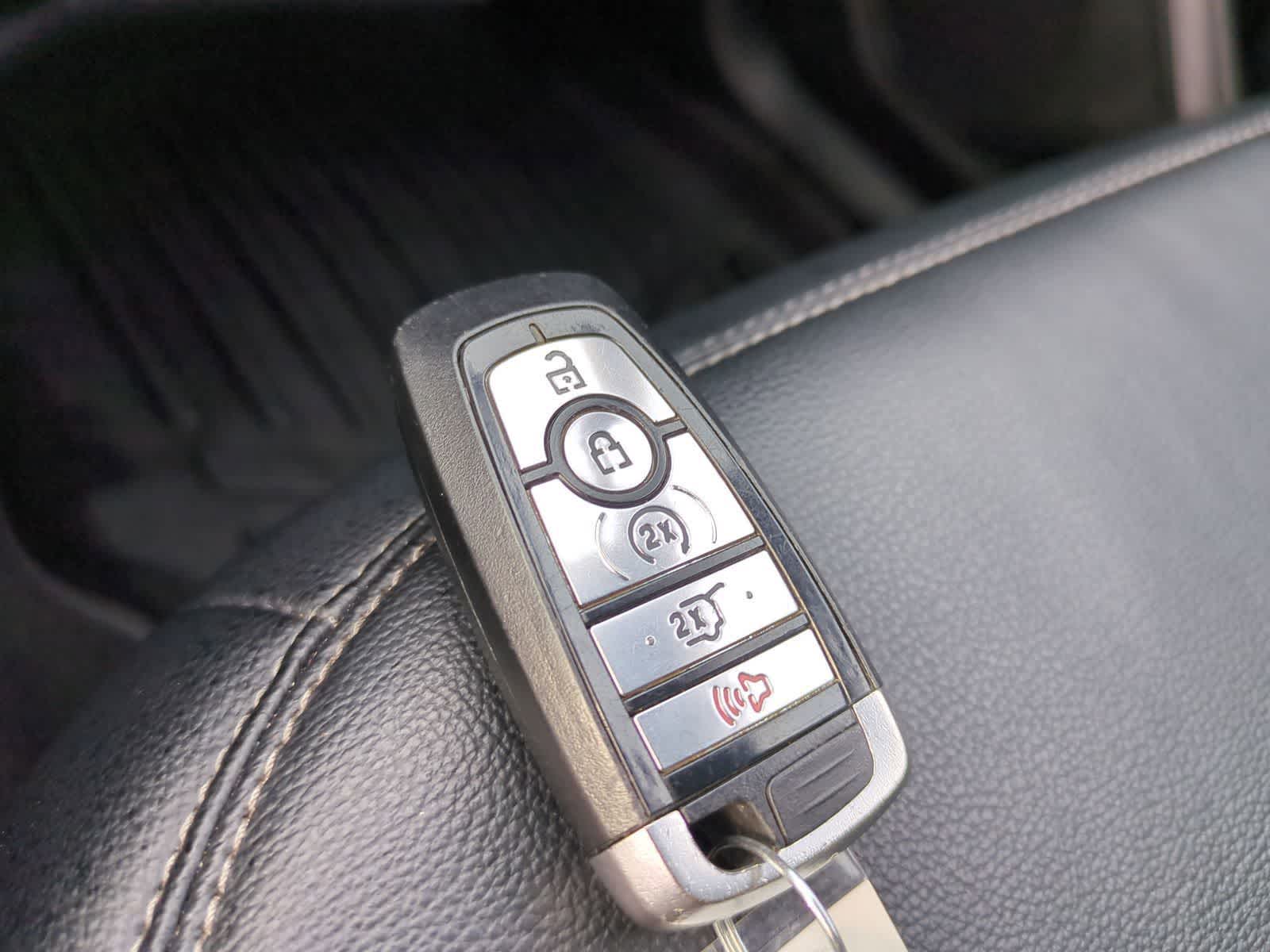 Thumbnail: 2020 Ford Explorer - 40