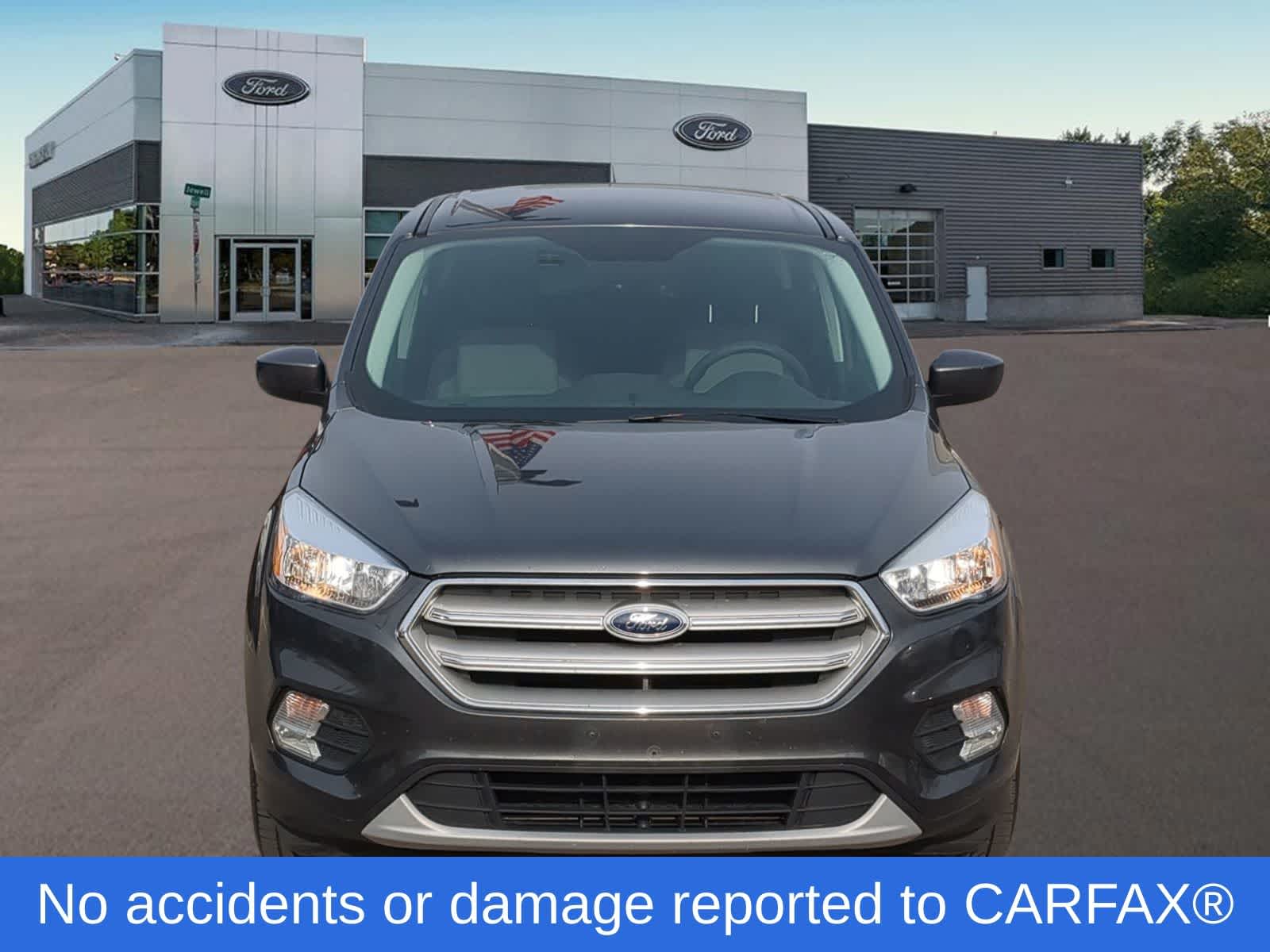Thumbnail: 2019 Ford Escape - 3