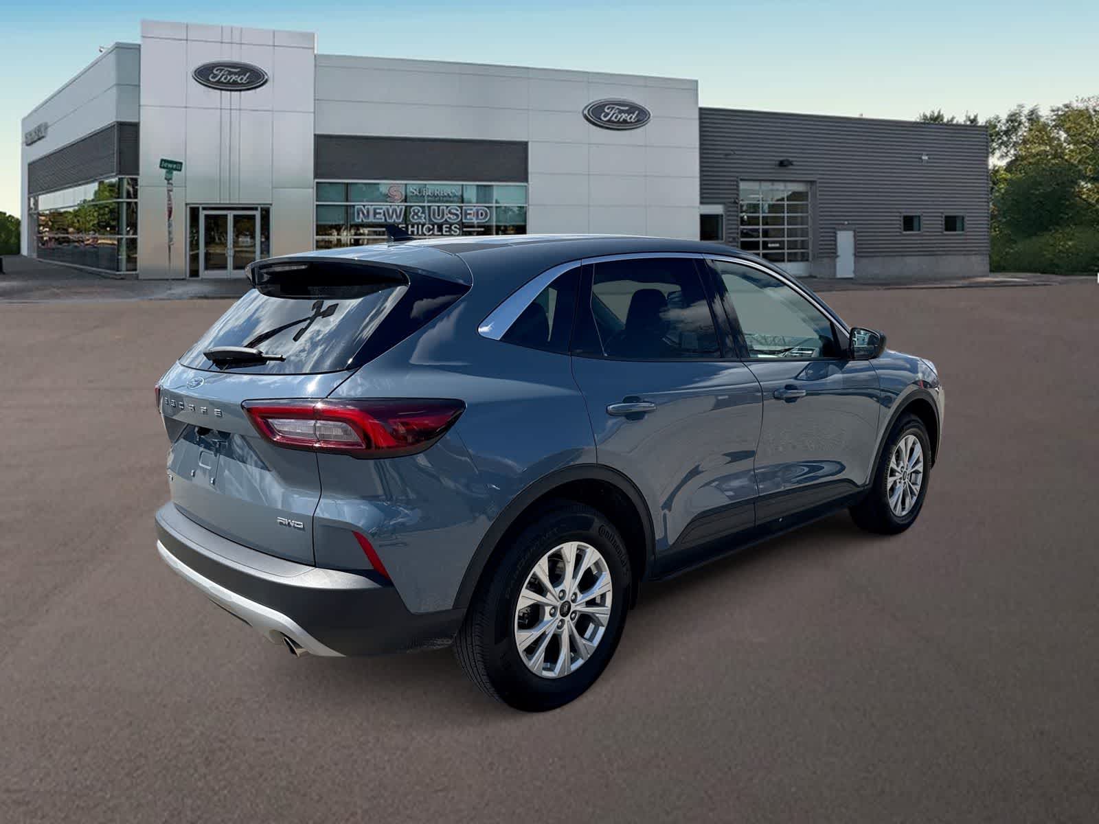 Thumbnail: 2023 Ford Escape - 11
