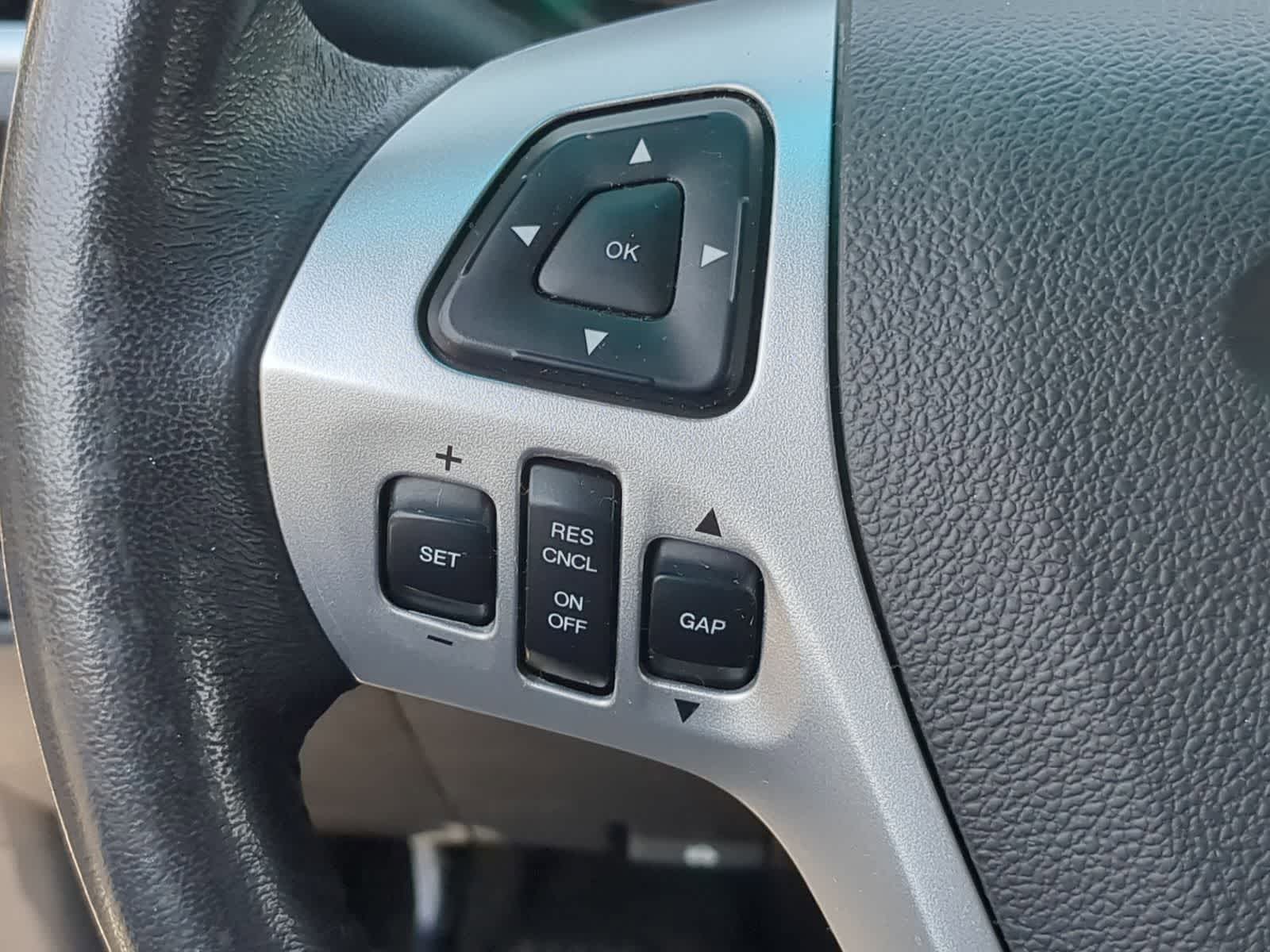 2012 Ford Explorer Limited 30