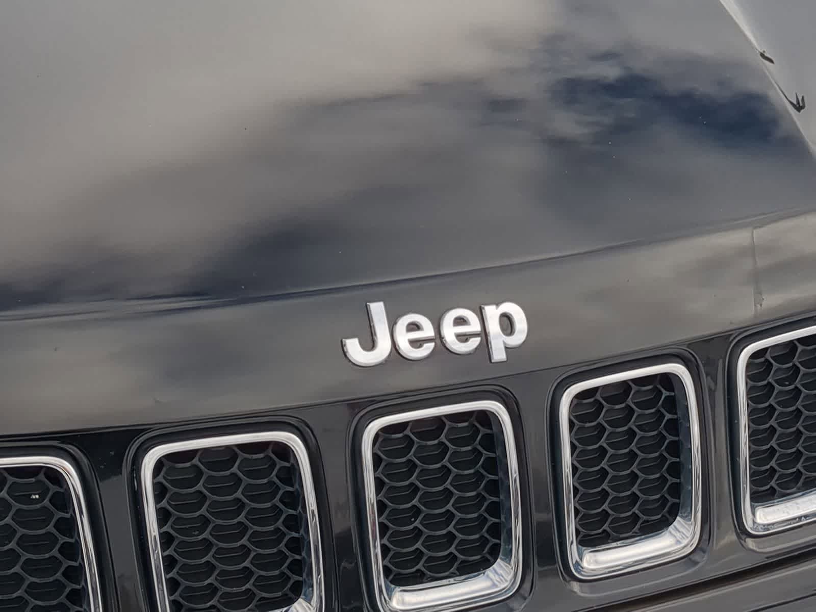 Thumbnail: 2020 Jeep Compass - 15